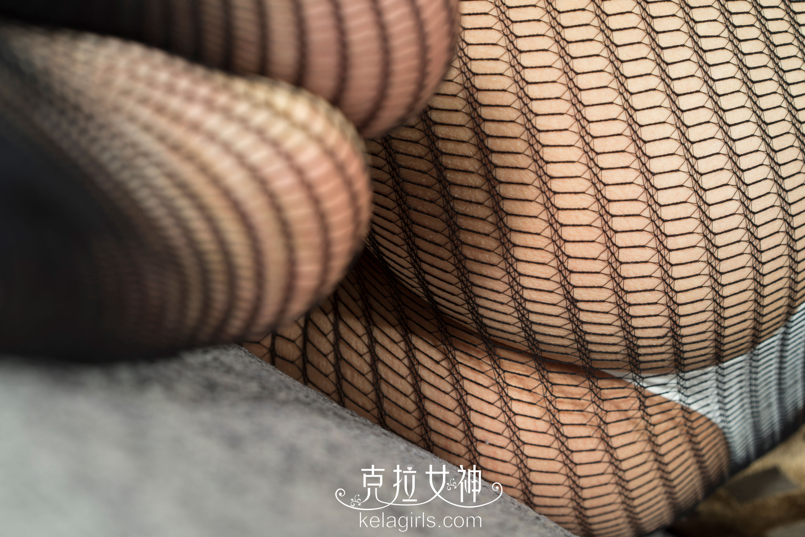 凌雪《暧昧缠绕》 [克拉女神]