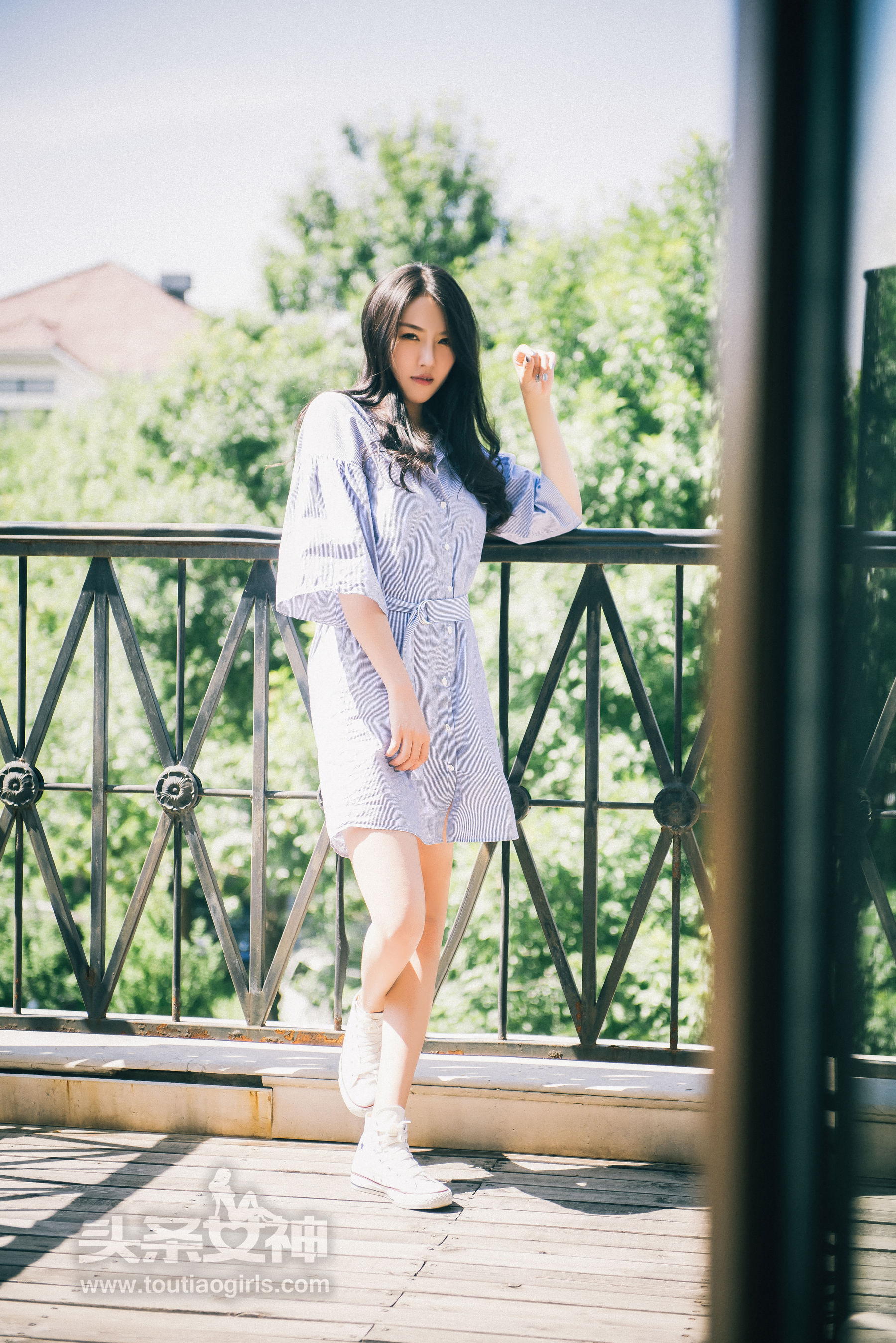 丹丹《爱在深秋》 [头条女神]