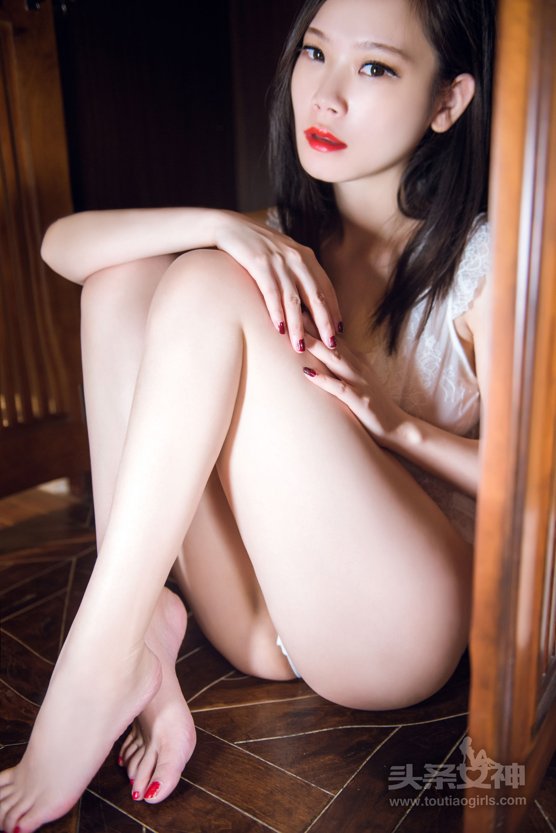 小美《家有美神 壁橱系列》 [头条女神]