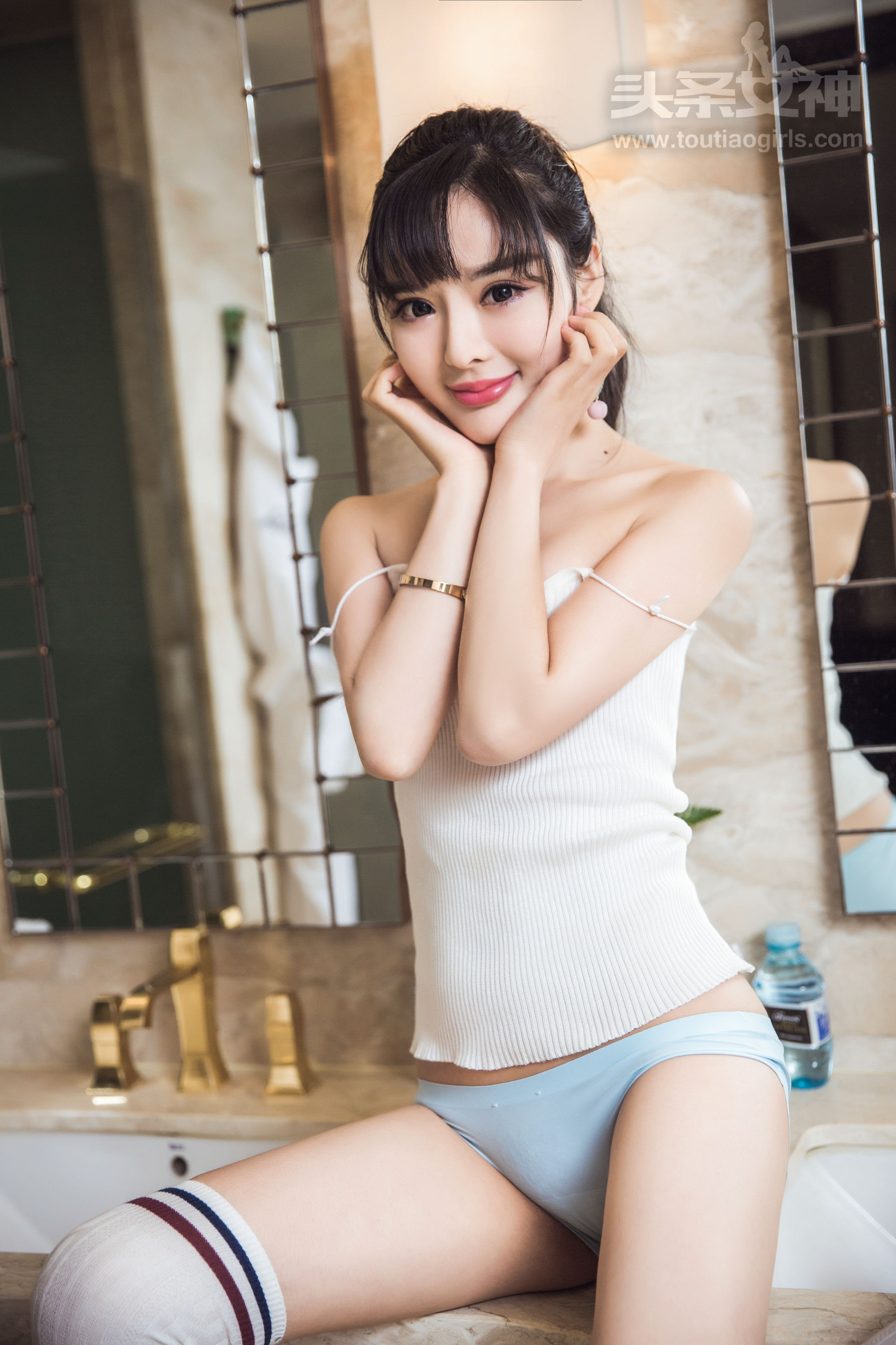 周熙妍《酸酸甜甜就是我》 [头条女神]