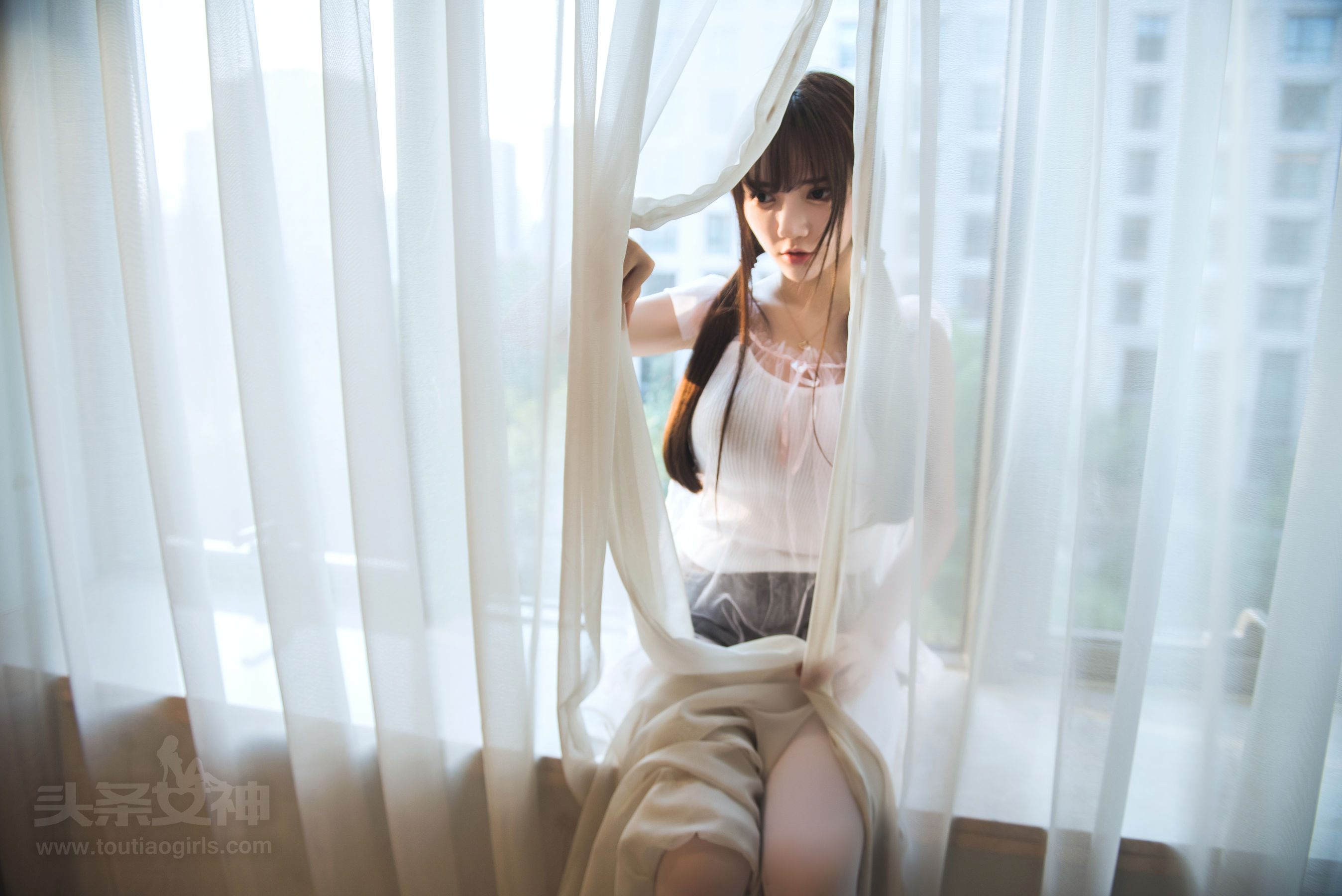 小如镜《白袜子人间物语》 [头条女神]