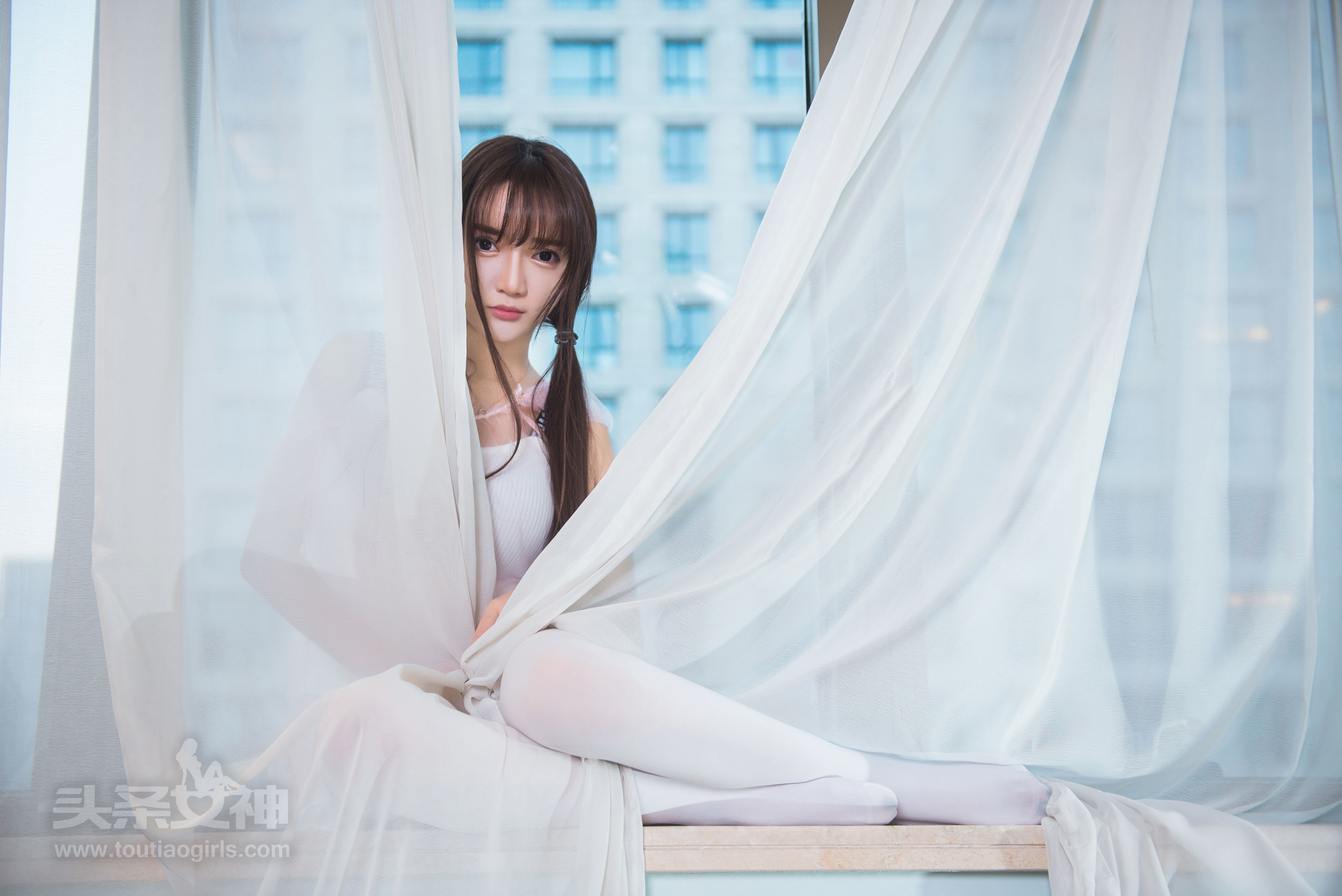 小如镜《白袜子人间物语》 [头条女神]