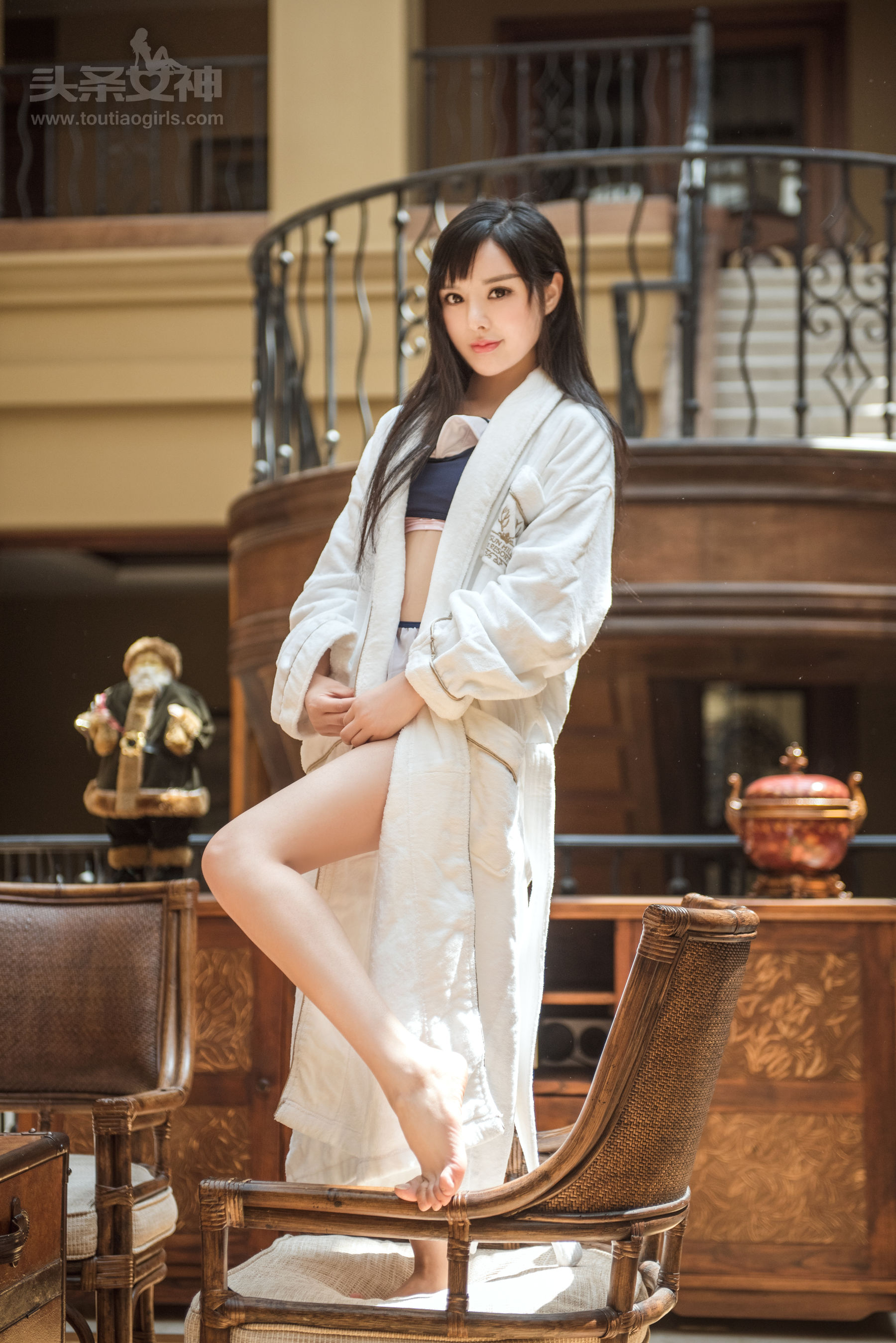 周熙妍《学生服幻想萝莉》 [头条女神]