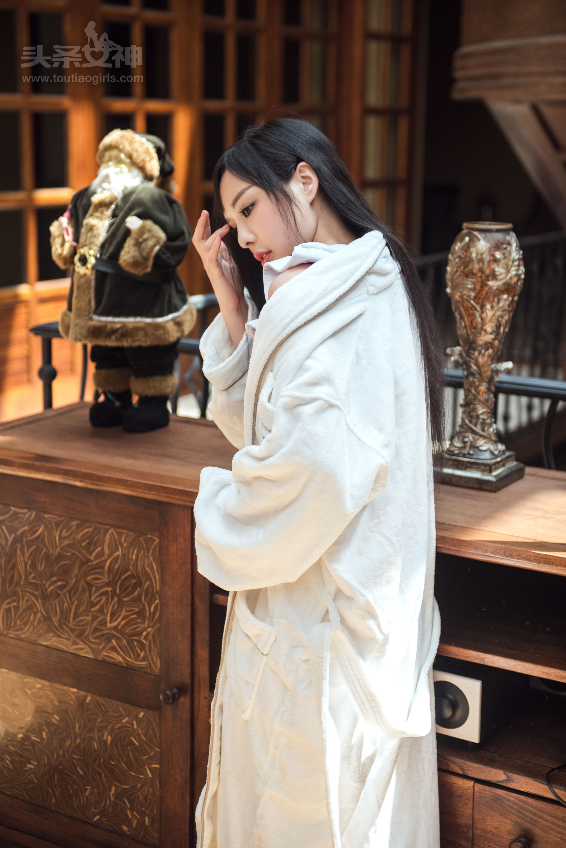 周熙妍《学生服幻想萝莉》 [头条女神]