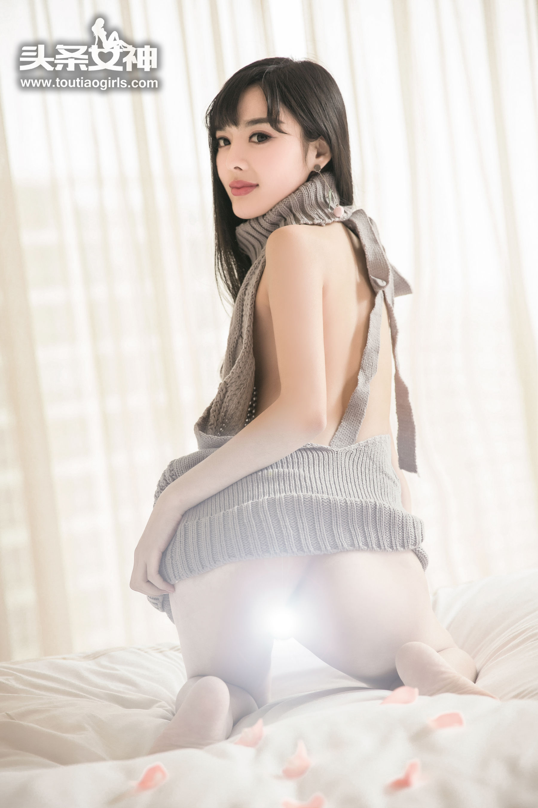 周熙妍《网红毛衣》 [头条女神]