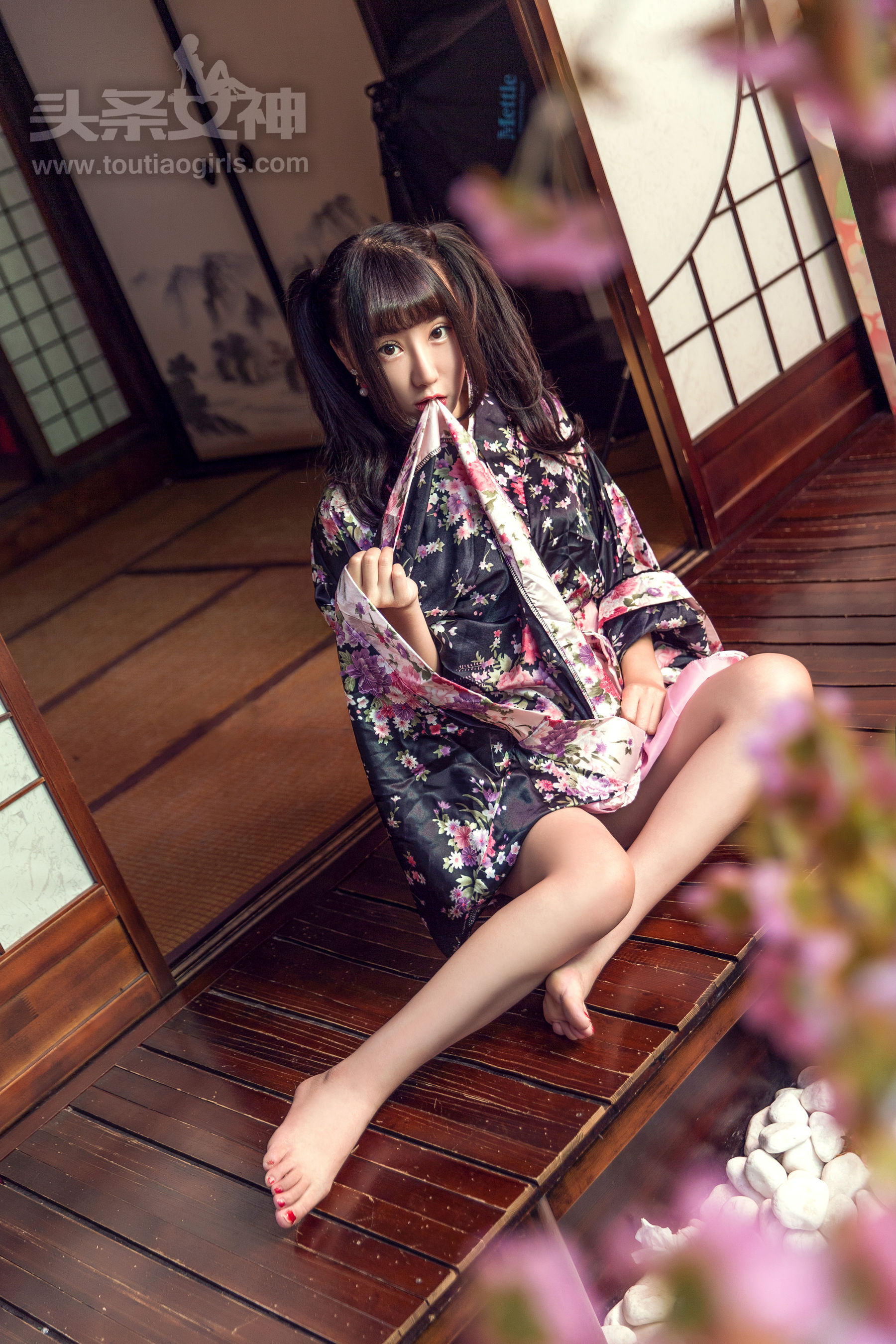 笑笑《七夕の情缘①》 [头条女神]