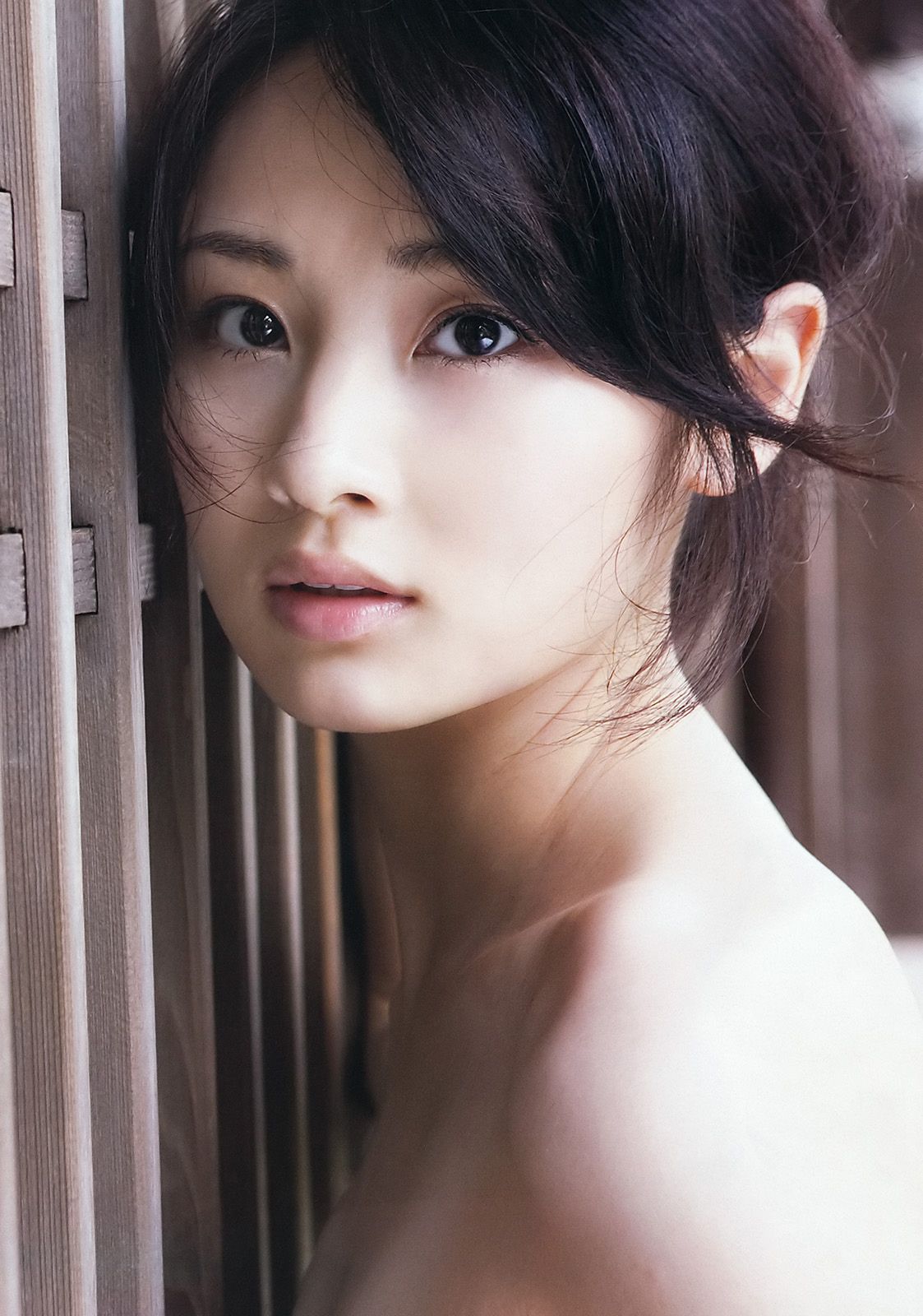 篠田麻里子 丹羽未来帆 逢沢りな 林丹丹 石田纱英子 阿部真理 臼田あさ美 [Weekly Playboy] 2011年No.51 写真杂志