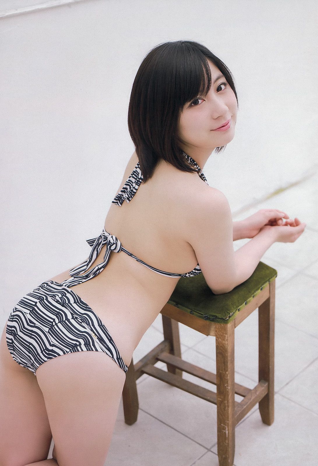 佐藤江梨子 倉持明日香 木﨑ゆりあ 佐々木もよこ 小野恵令奈 原幹恵 小原春香 [Weekly Playboy] 2013年No.21 写真杂志
