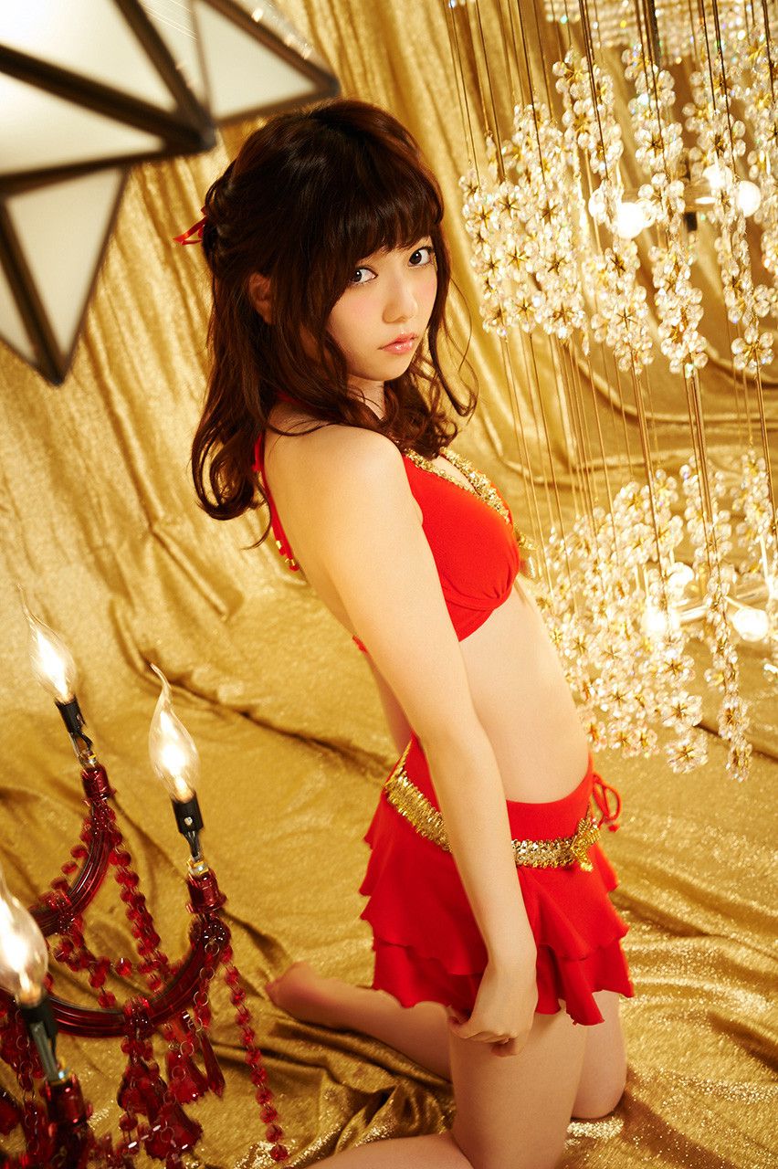 島崎遥香 山本彩 安齋らら 片山萌美 浅田舞 神室舞衣 岸明日香 星名美津紀 小向美奈子 [Weekly Playboy] 2015年No.01-02 写真杂志