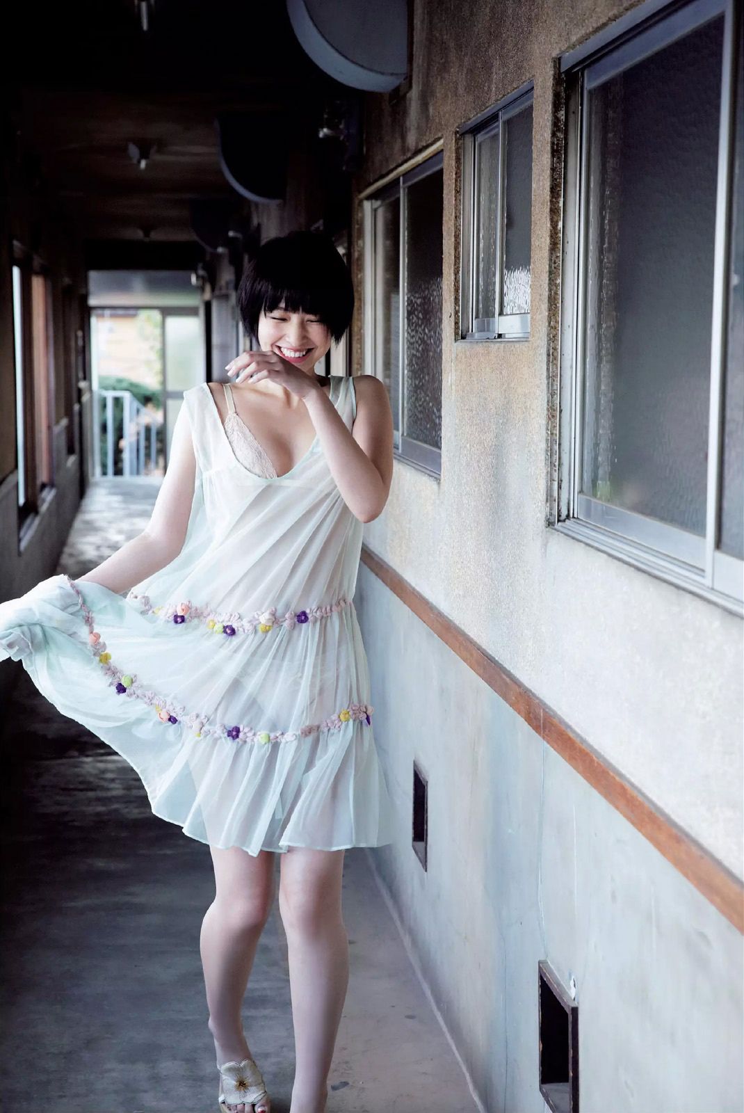 柳ゆり菜 山地まり 久松郁実 西野七瀬 松川佑依子 由愛可奈 神室舞衣 日南響子 [Weekly Playboy] 2015年No.03-04 写真杂志