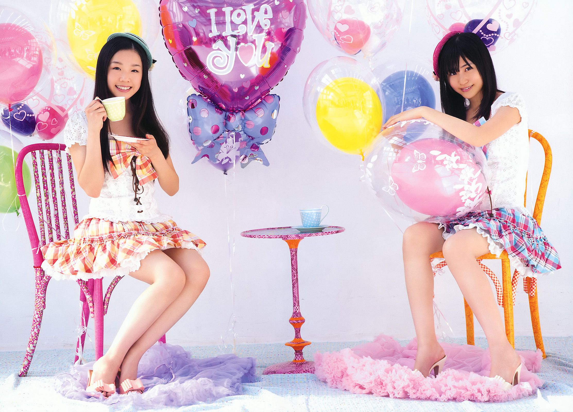 高柳明音 SKE48 藤井シェリー 麻倉憂 神咲詩織 [Young Animal] 2011年No.11 写真杂志