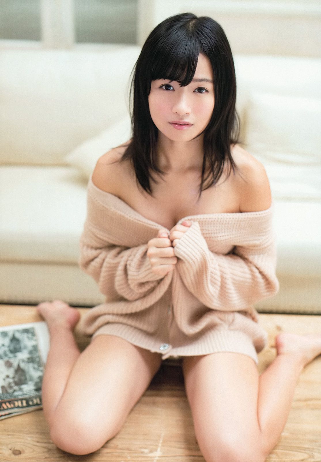 大場美奈 秋山美穂 金子栞 Akira 小松ひな 百川晴香 [Young Animal] 2014年No.23 写真杂志