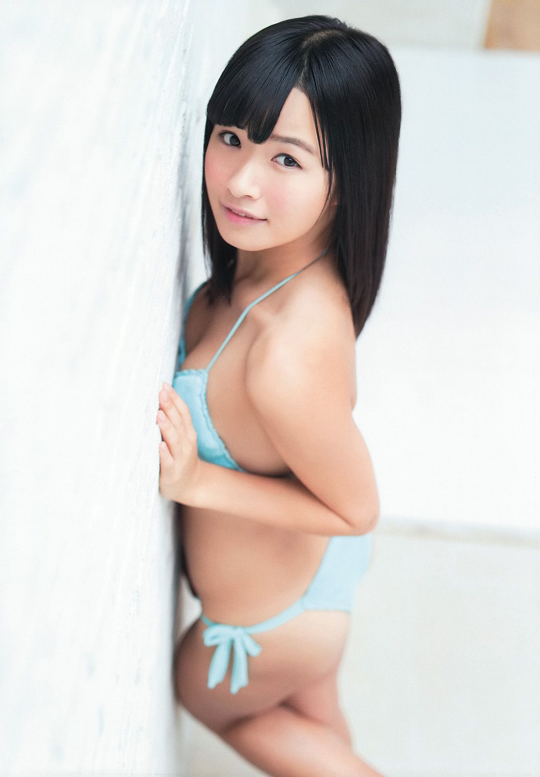 大場美奈 秋山美穂 金子栞 Akira 小松ひな 百川晴香 [Young Animal] 2014年No.23 写真杂志