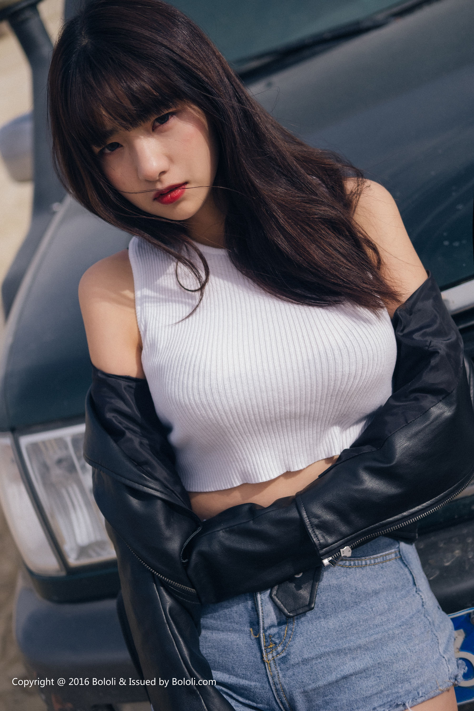 周闻/球球《沙漠机车女》 [Kimoe激萌文化] KIM010