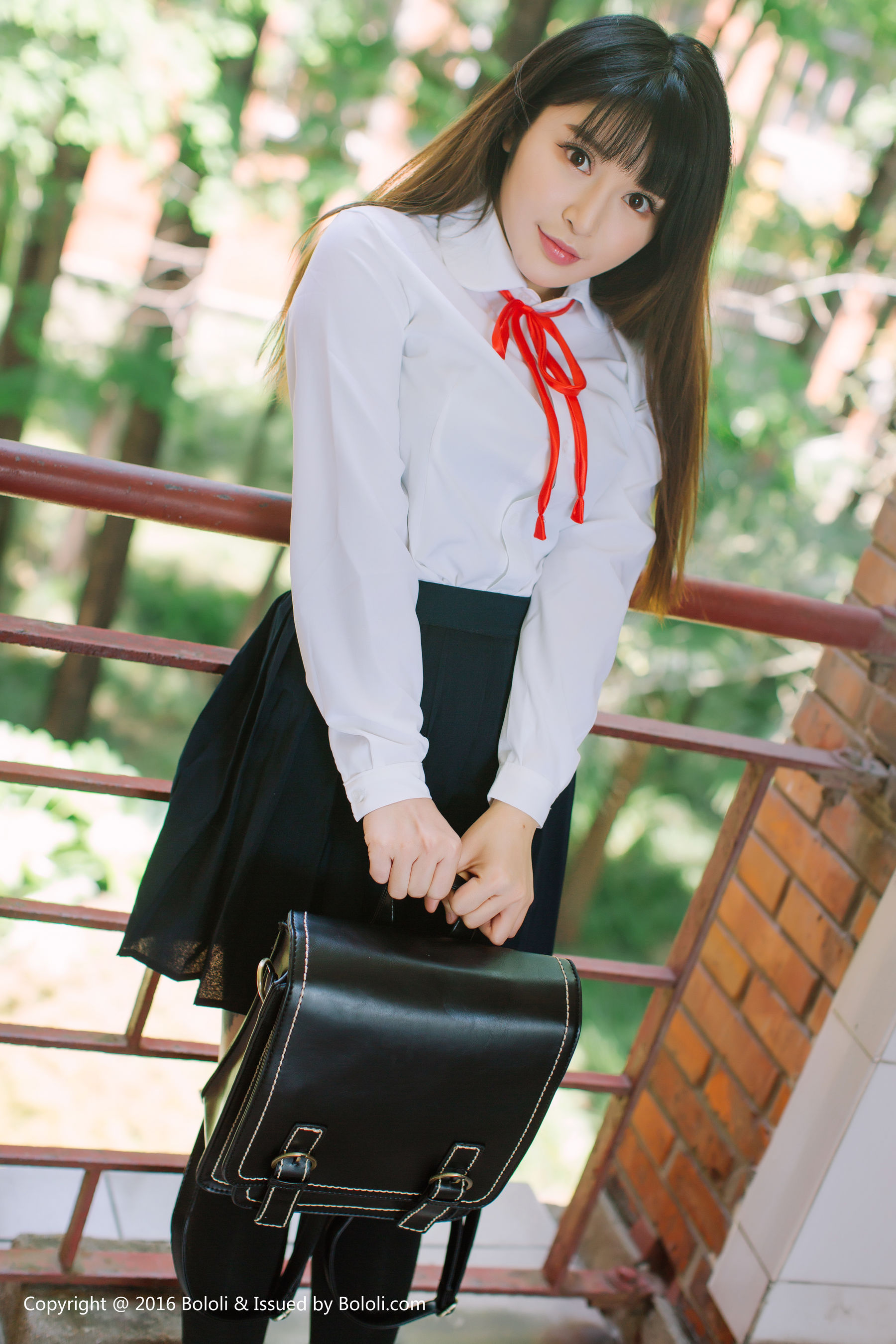 豆豆《校服女生》 [Kimoe激萌文化] KIM019