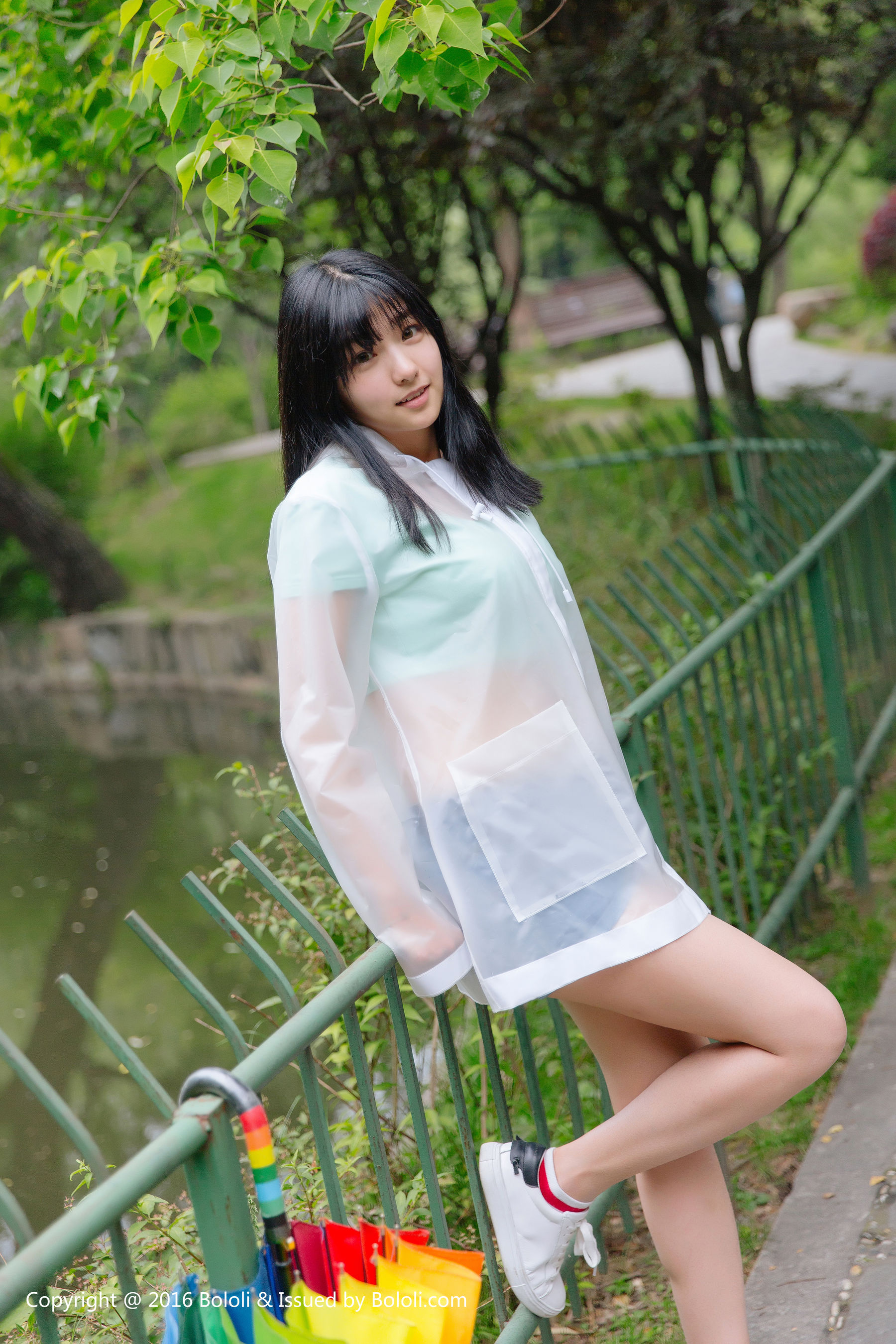 周闻《雨后漫步》 [Kimoe激萌文化] KIM021
