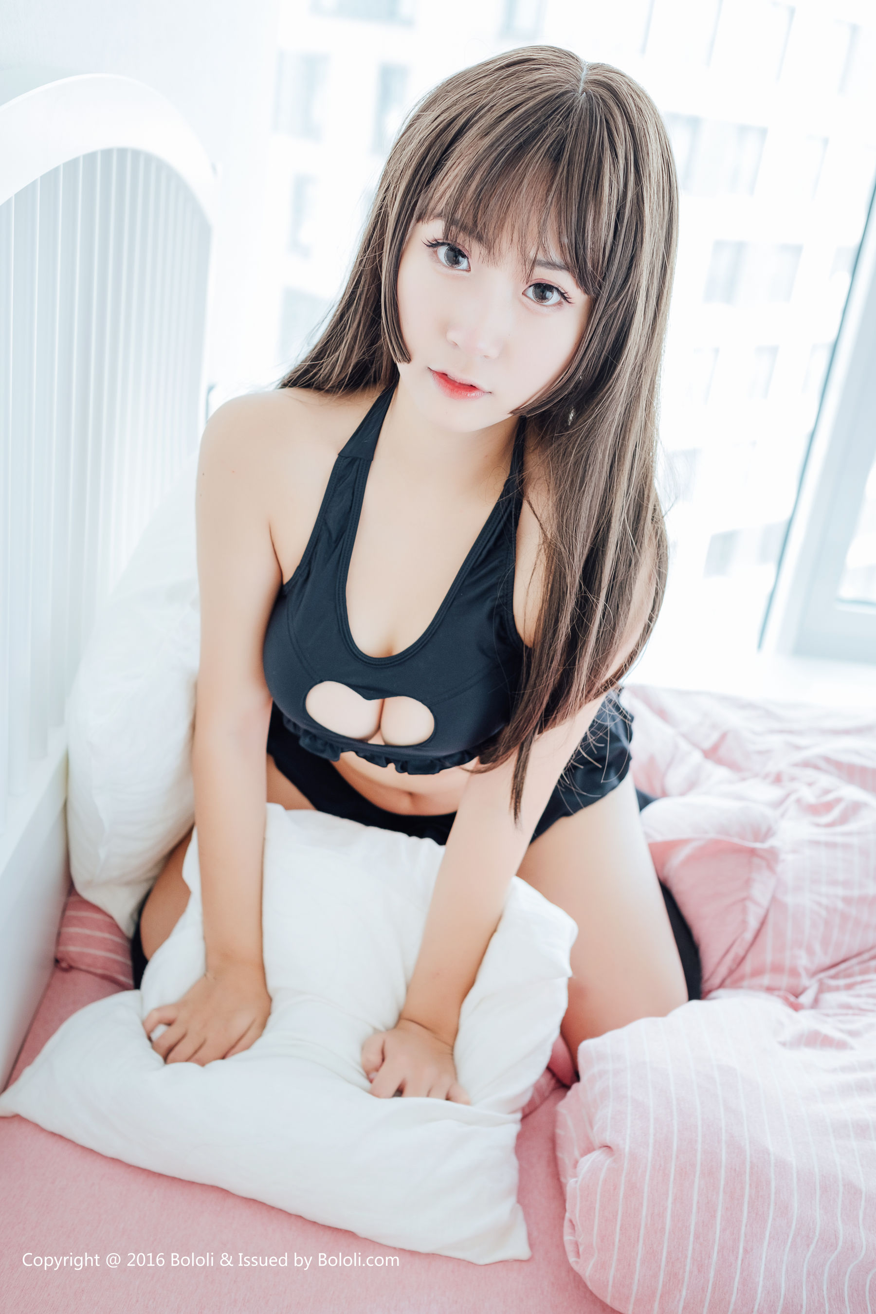 猫九酱《桃心开胸背心诱惑系列》 [Bololi波萝社] BOL.020