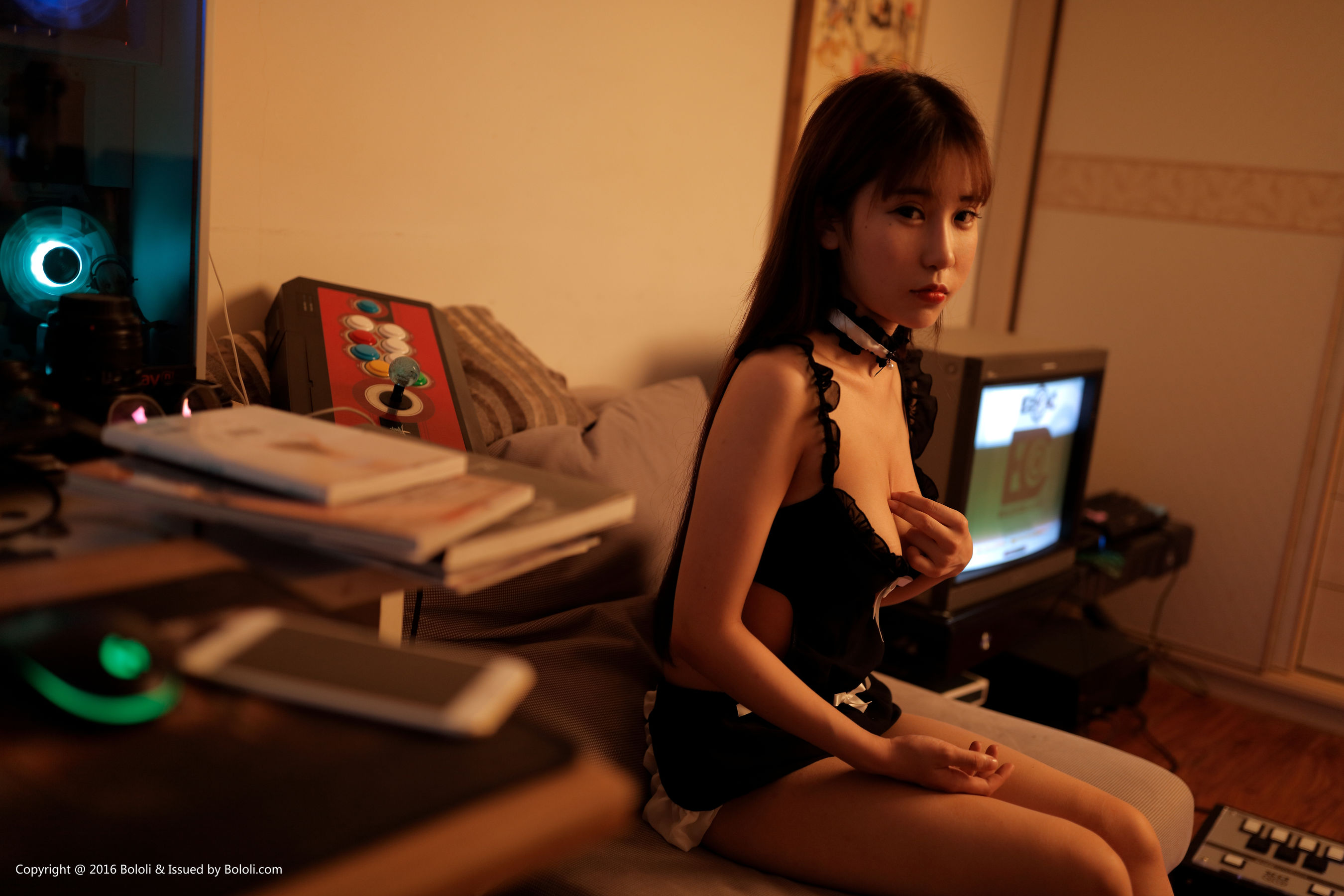 萝莉悠悠酱《百变魔女》 [Bololi波萝社] BOL.084
