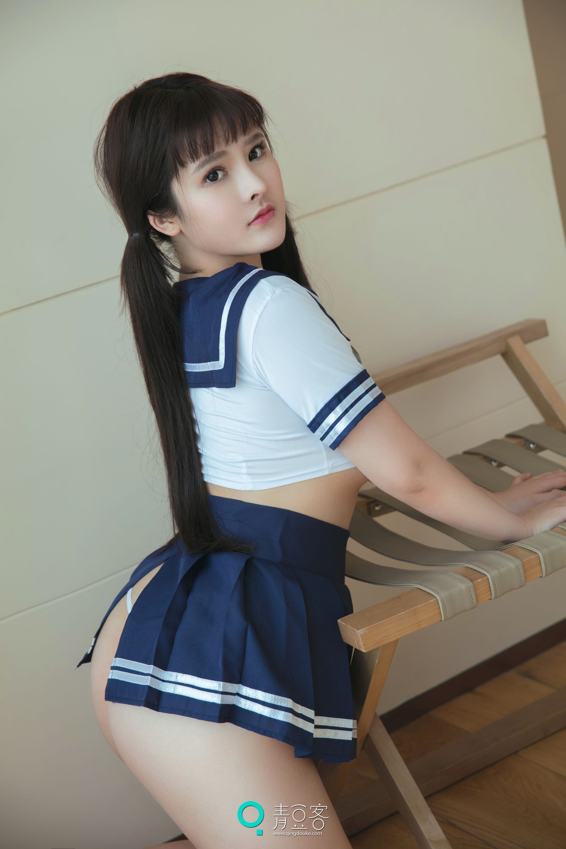 杨漫妮《性感大胸少女》 [青豆客]