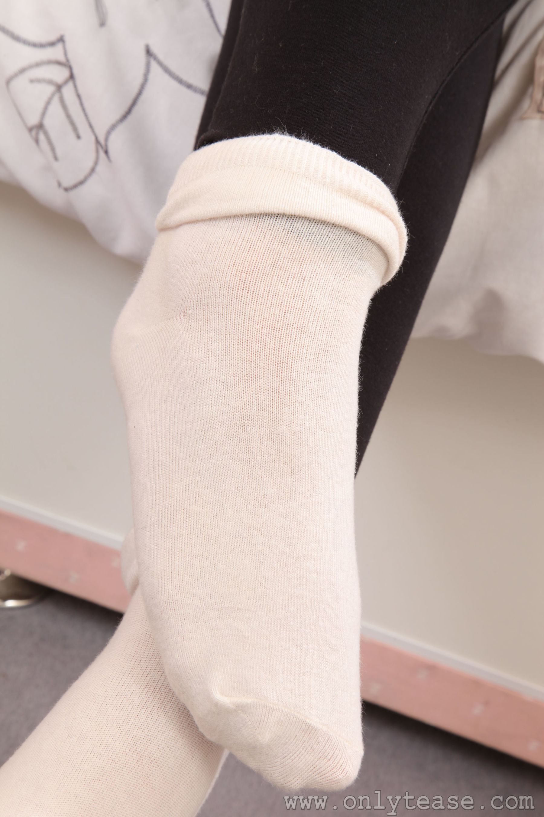 [OnlyTease] Eve《肉感紧身裤》