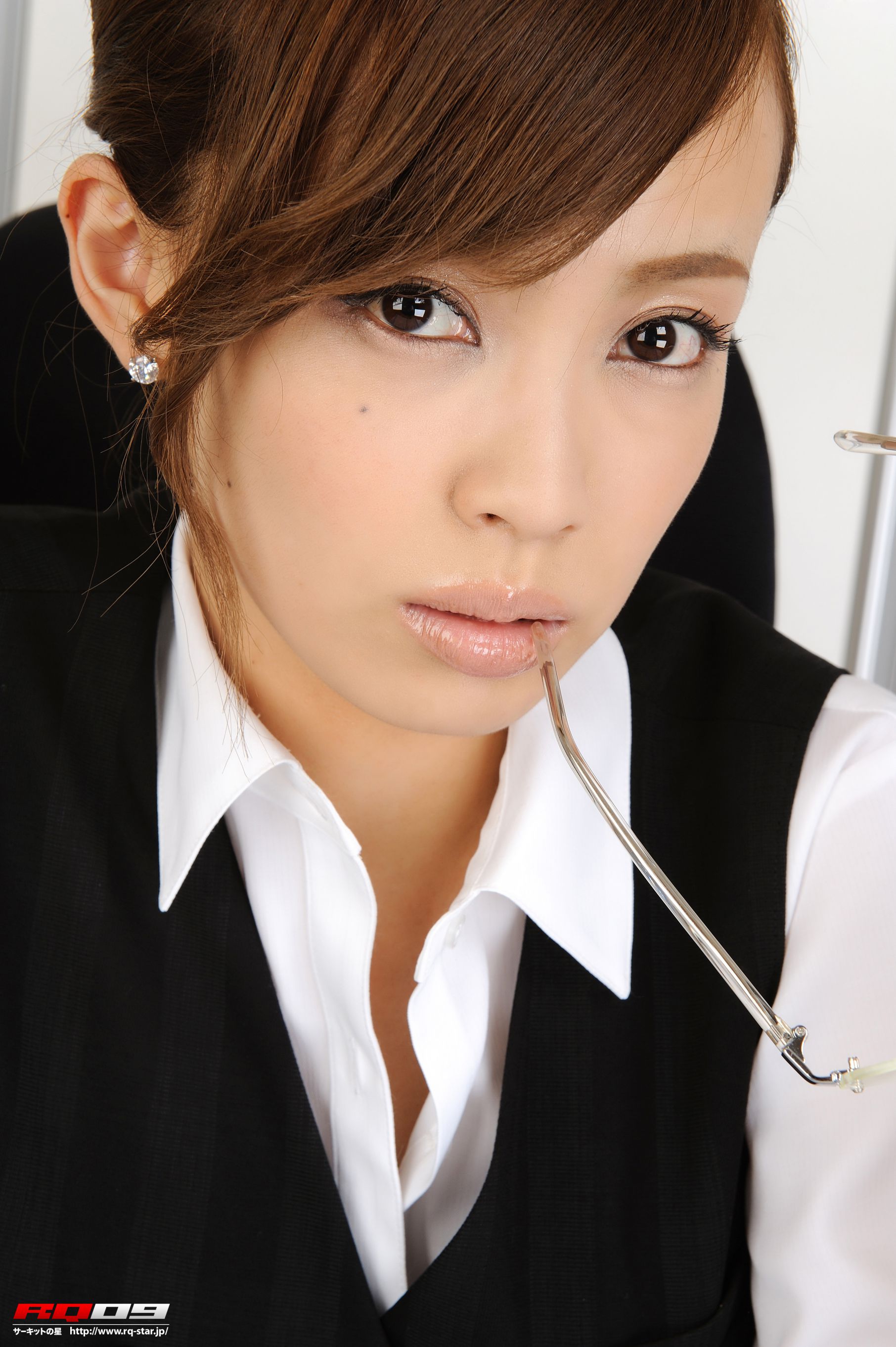 [RQ-STAR] NO.00182 森田泉美 Office Lady办公室美女写真集