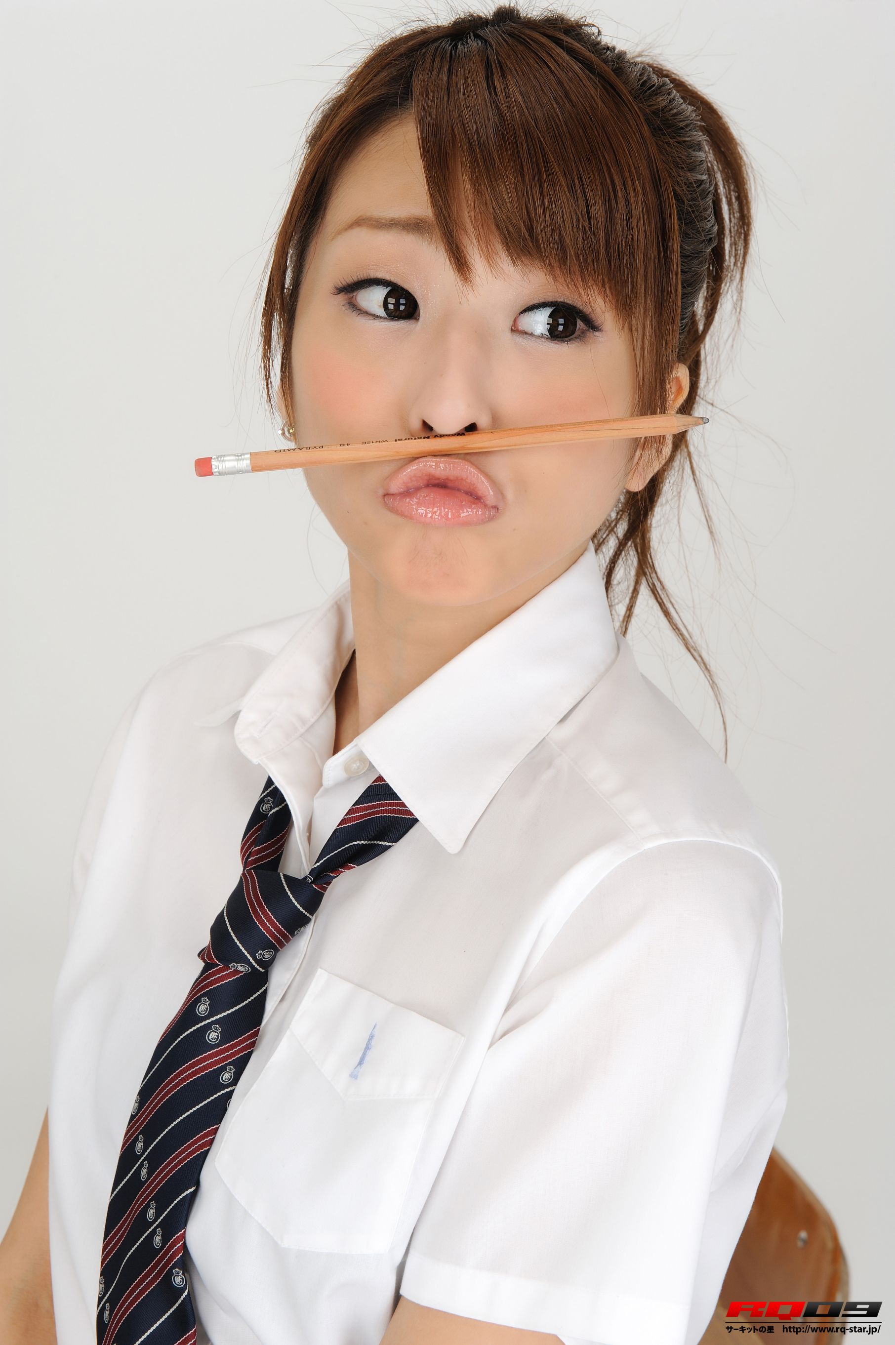 [RQ-STAR] NO.00184 黑泽美怜 Student Style 写真集