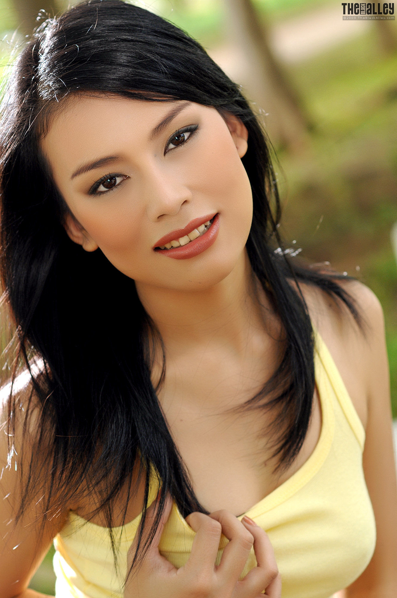 [The Black Alley] Wanda Tai 牛仔热裤嫩模