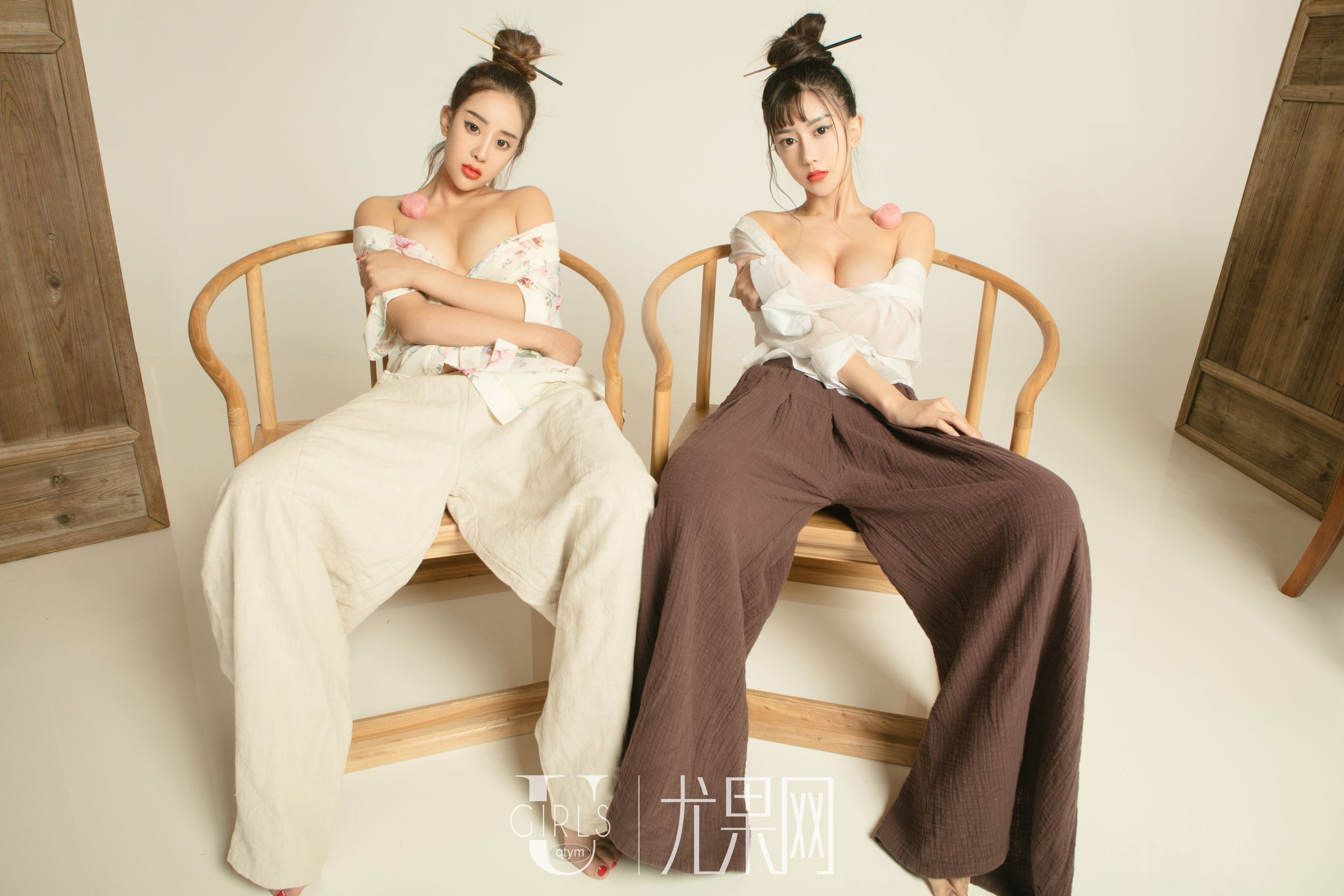 赵智妍&筱慧《春花秋月何时了》 [尤果Ugirls] T027
