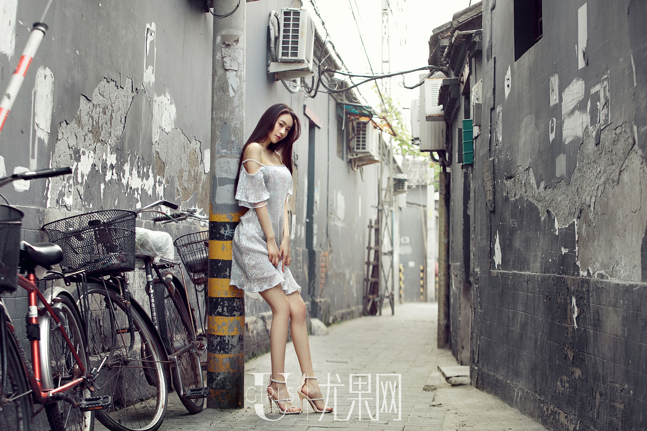 穆菲菲《复古风情》 [尤果Ugirls] U309