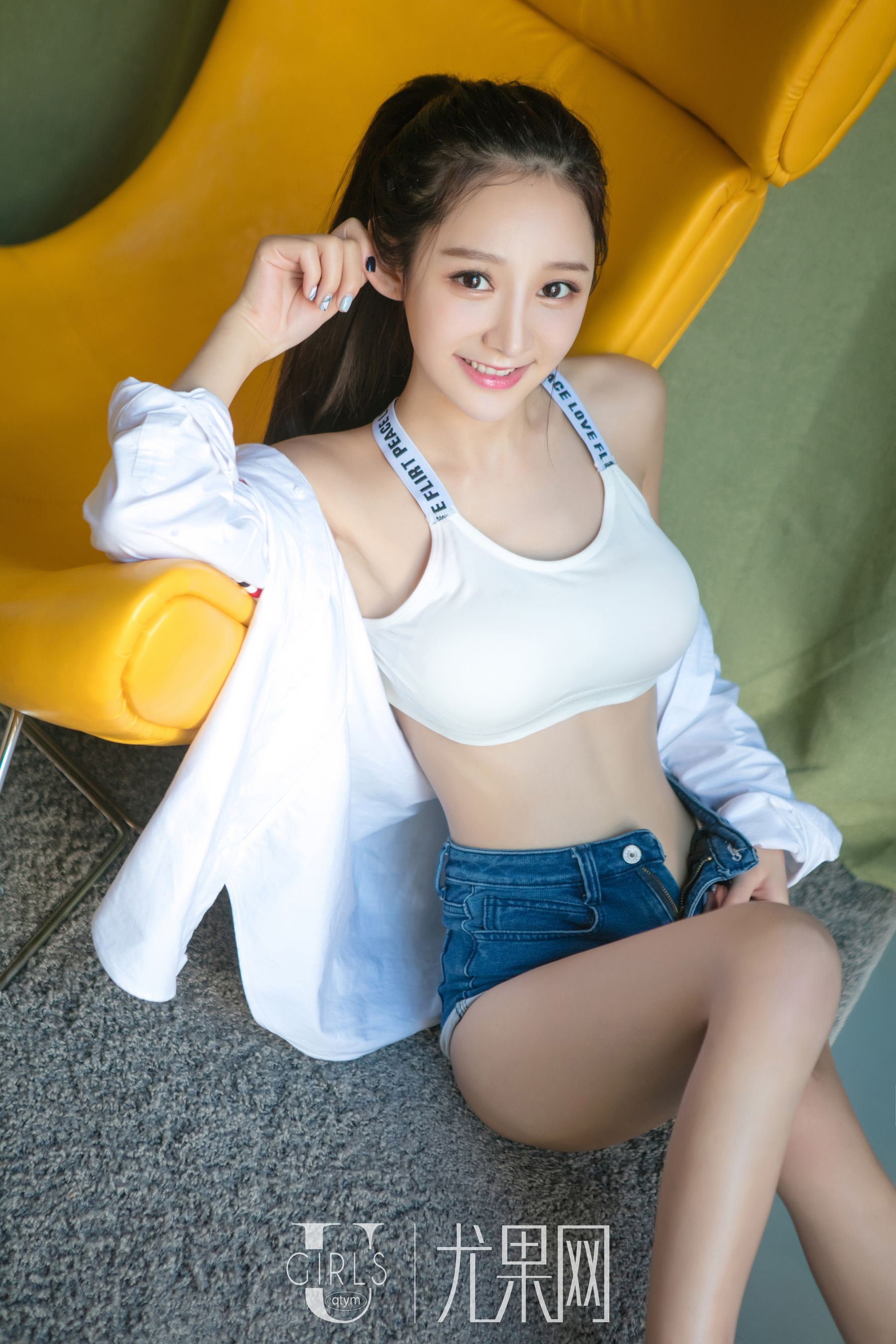 田慕儿《秋天的浓情蜜意》 [尤果Ugirls] U311