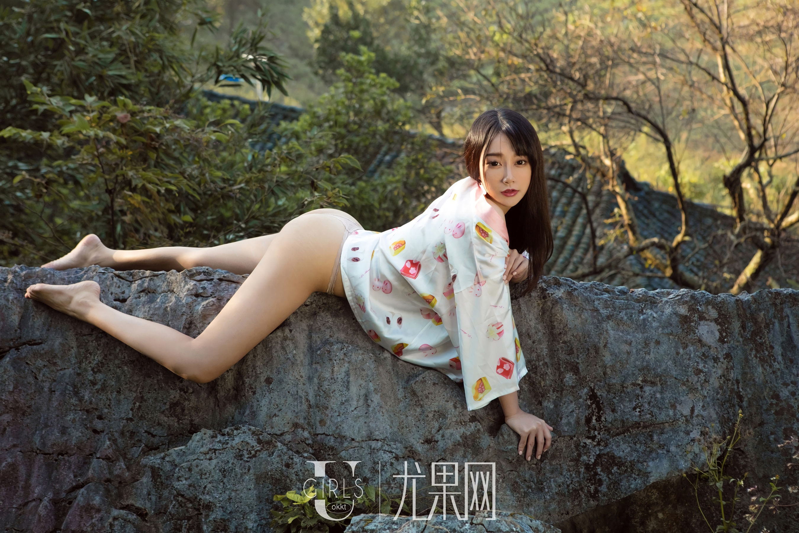 何嘉颖《山野中的精灵》 [尤果Ugirls] U318