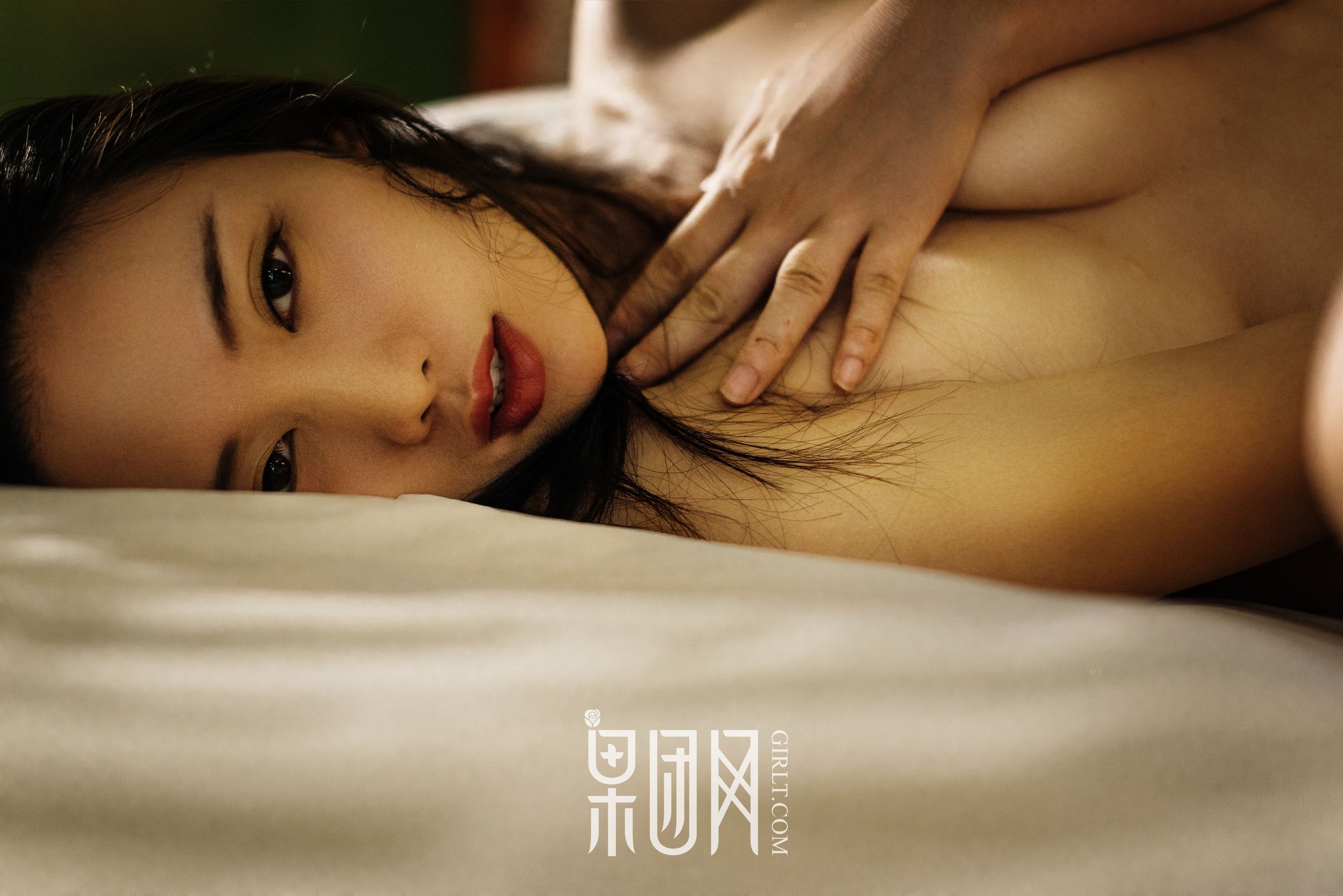 EMILY《黑丝裹体，东方美人今夜为你绽放》 [果团网Girlt] NO.071