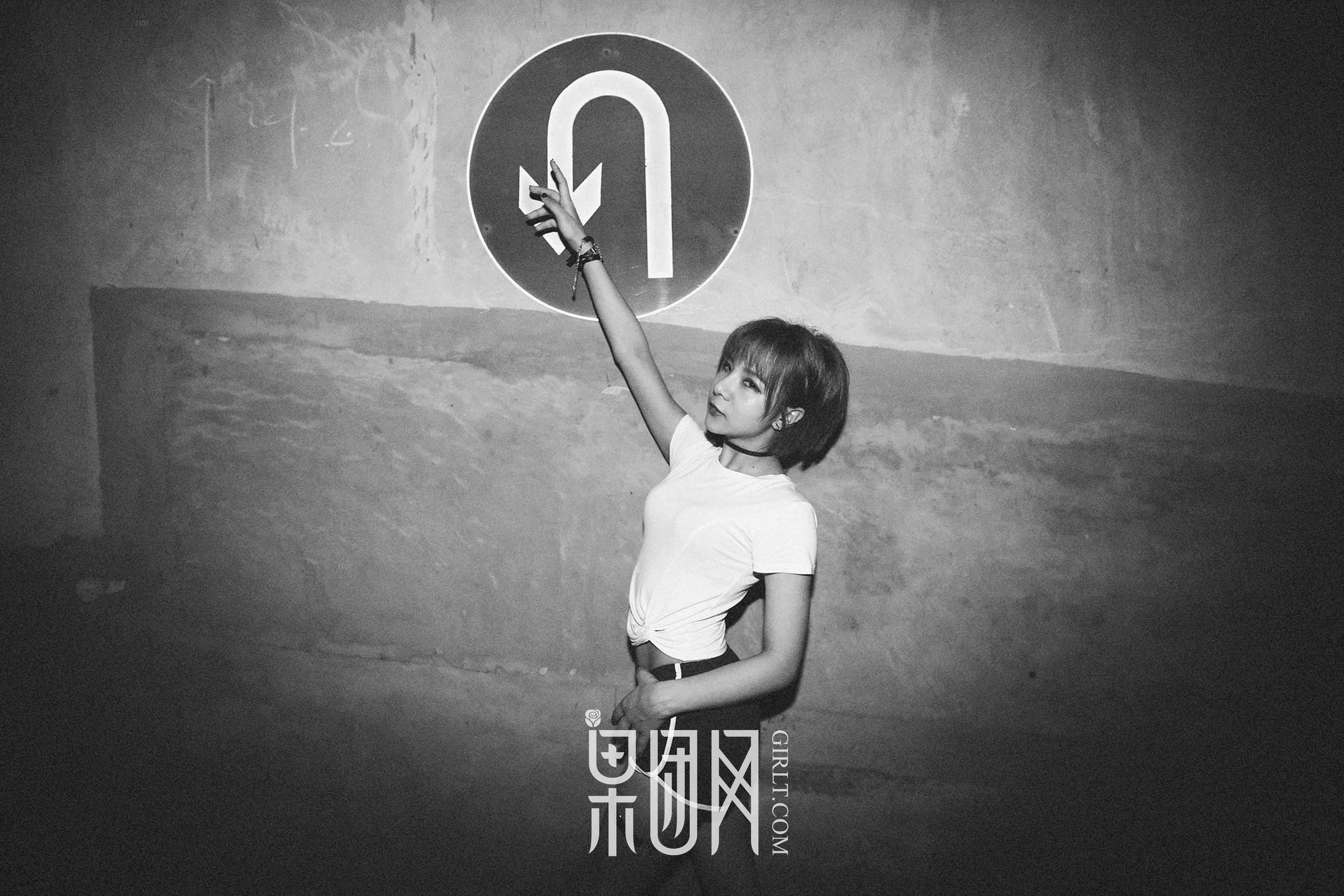 木子夕夕夕《牛仔的帅气，蕾丝的诱惑》 [果团网Girlt] NO.073