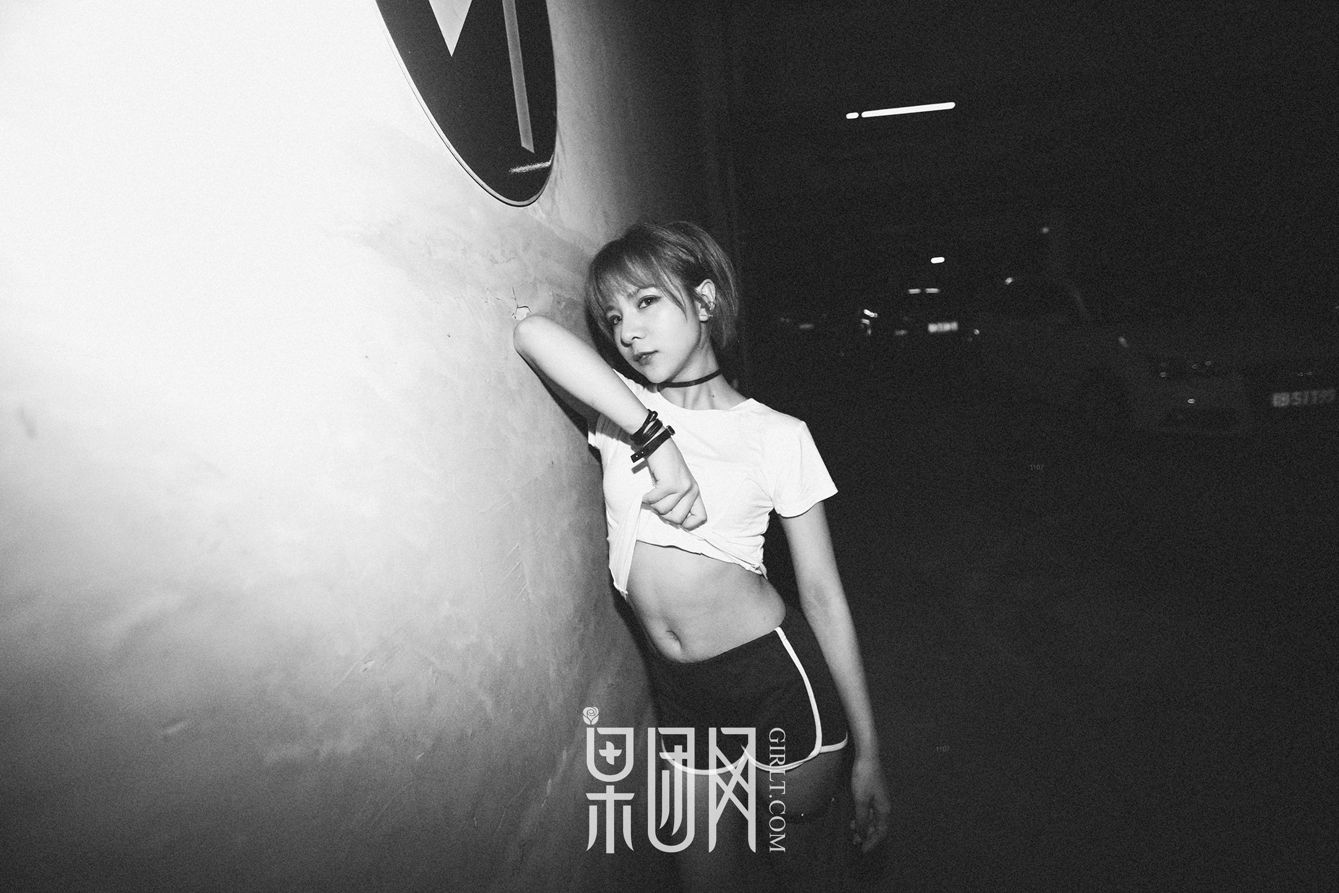 木子夕夕夕《牛仔的帅气，蕾丝的诱惑》 [果团网Girlt] NO.073