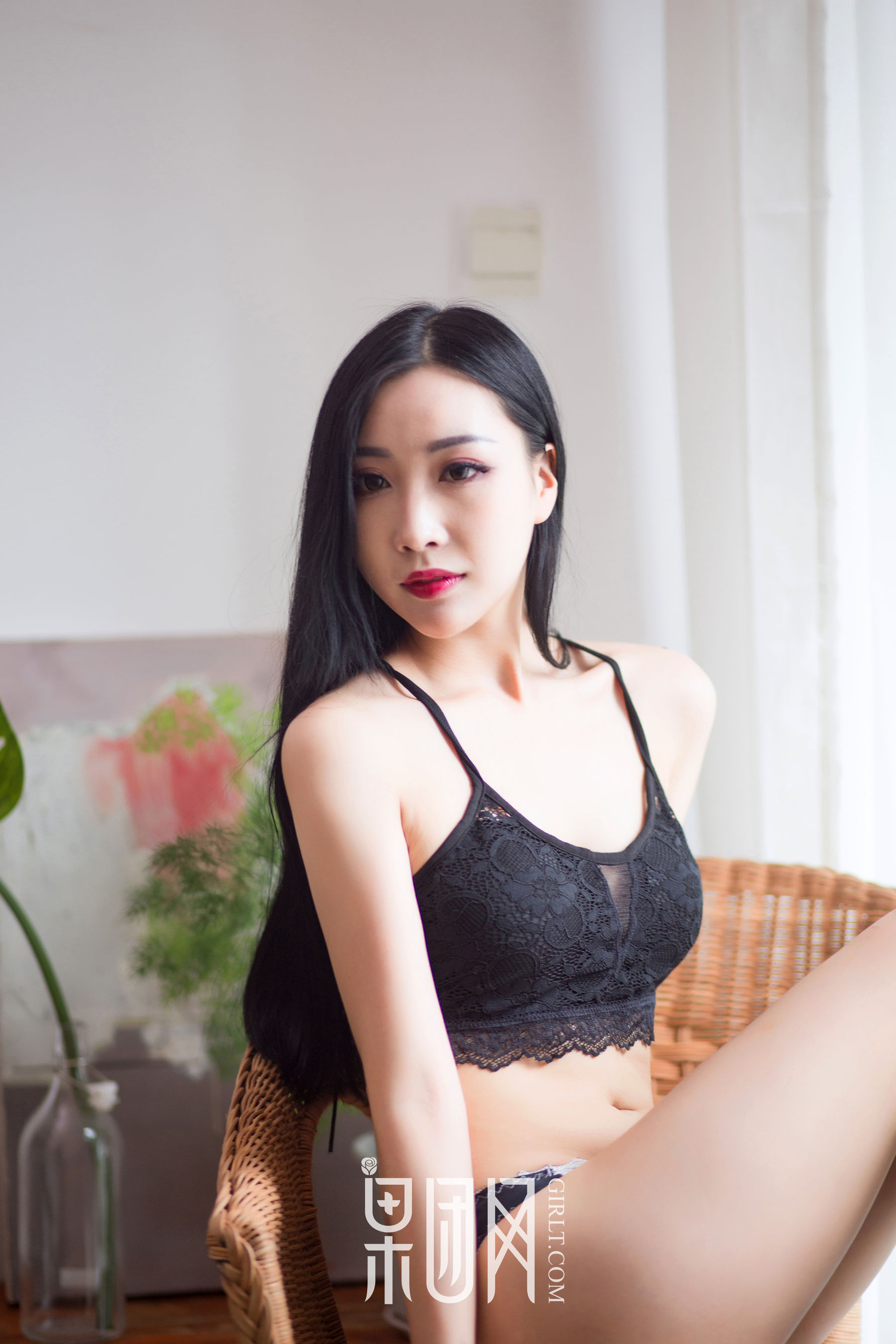 雨儿《黑丝魅惑！》 [果团网Girlt] NO.081