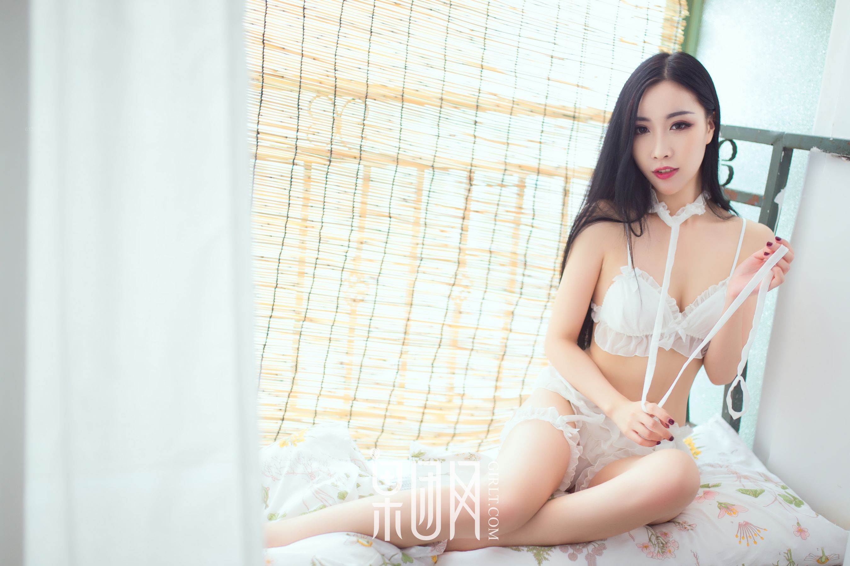 小雨《白丝美照》 [果团网Girlt] NO.099