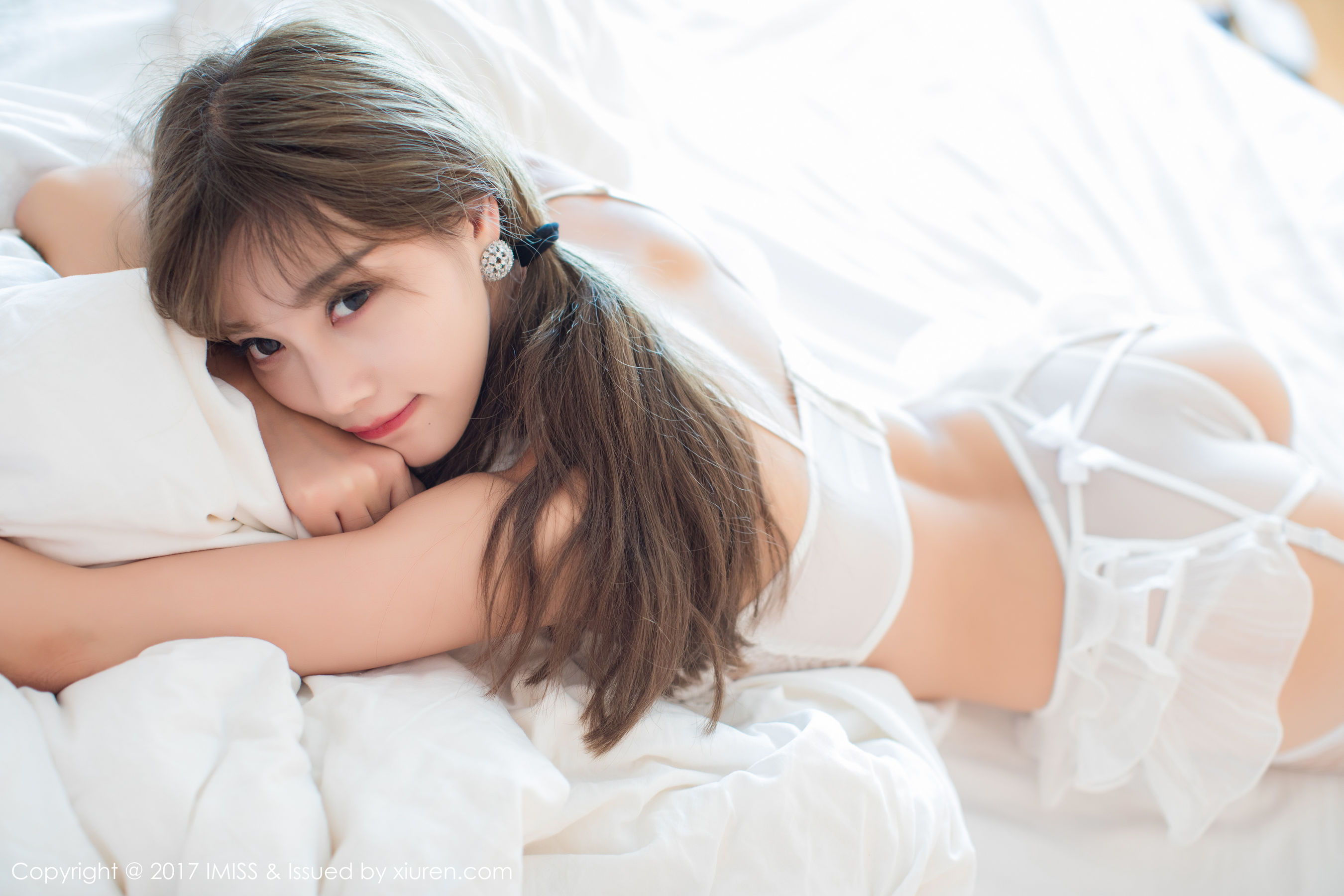 杨晨晨sugar《蕾丝网袜与性感比基尼》 [爱蜜社IMiss] Vol.183