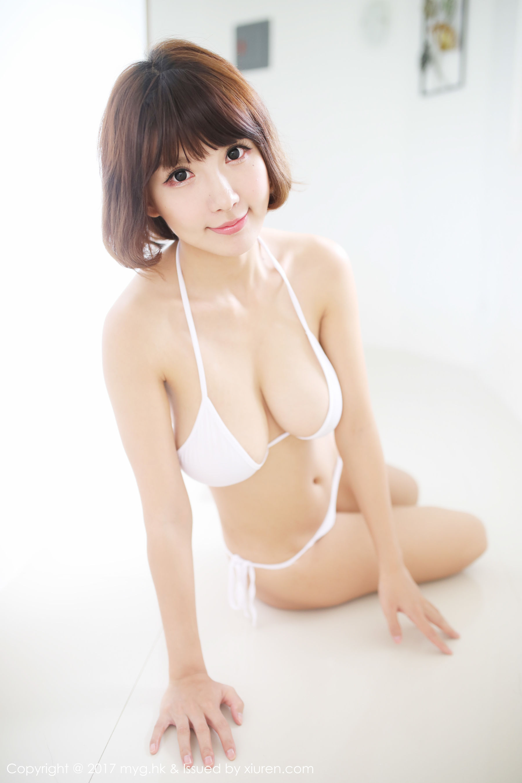 晓茜sunny《无内裤牛仔内衣+性感比基尼》 [美媛馆MyGirl] Vol.262