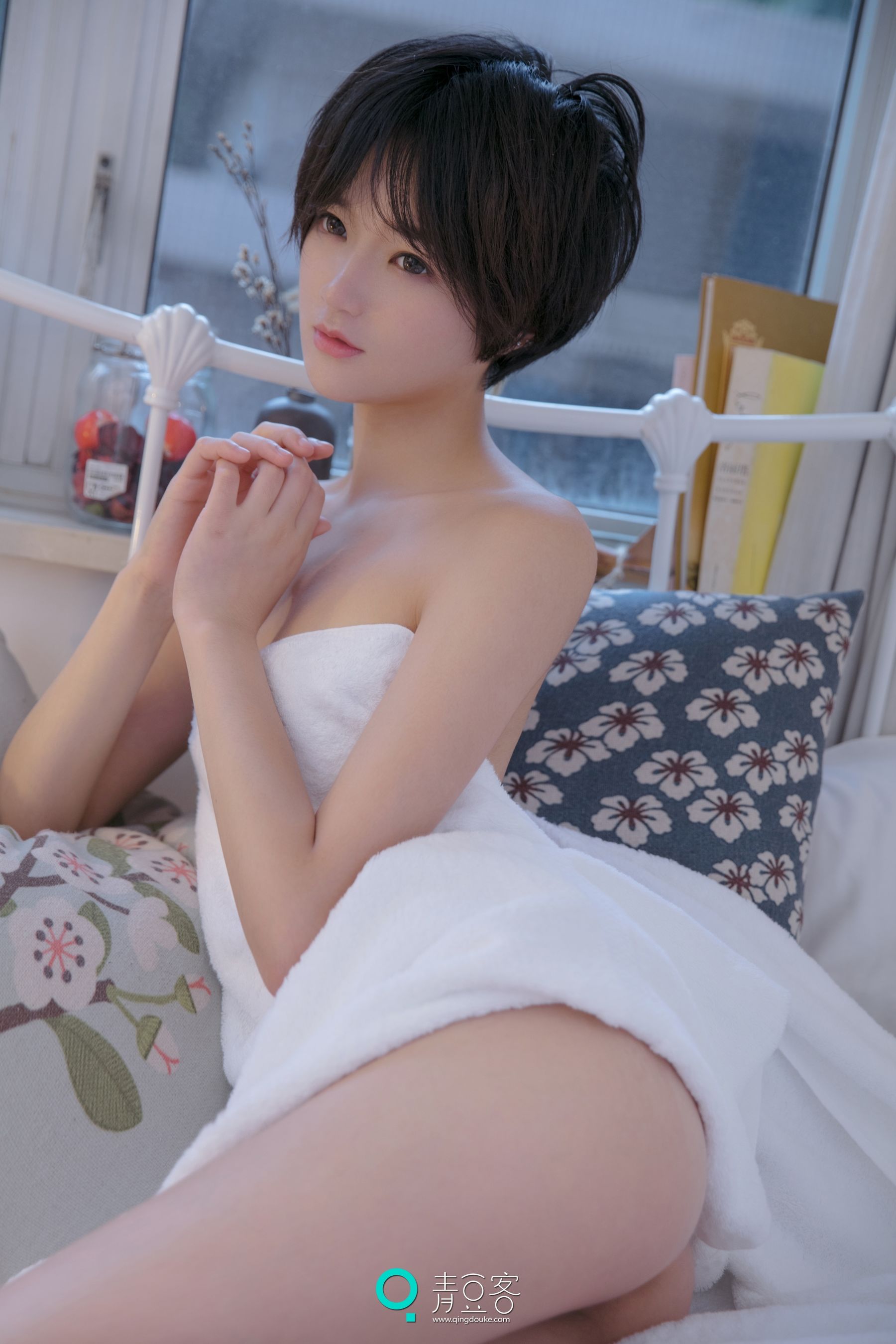 悦爷《短发少女》 [青豆客QingDouKe]