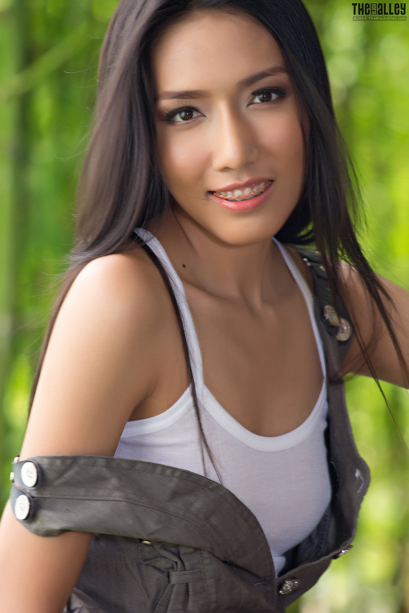 Arianna《牛仔吊带连衣裙》 [TBA/黑巷]