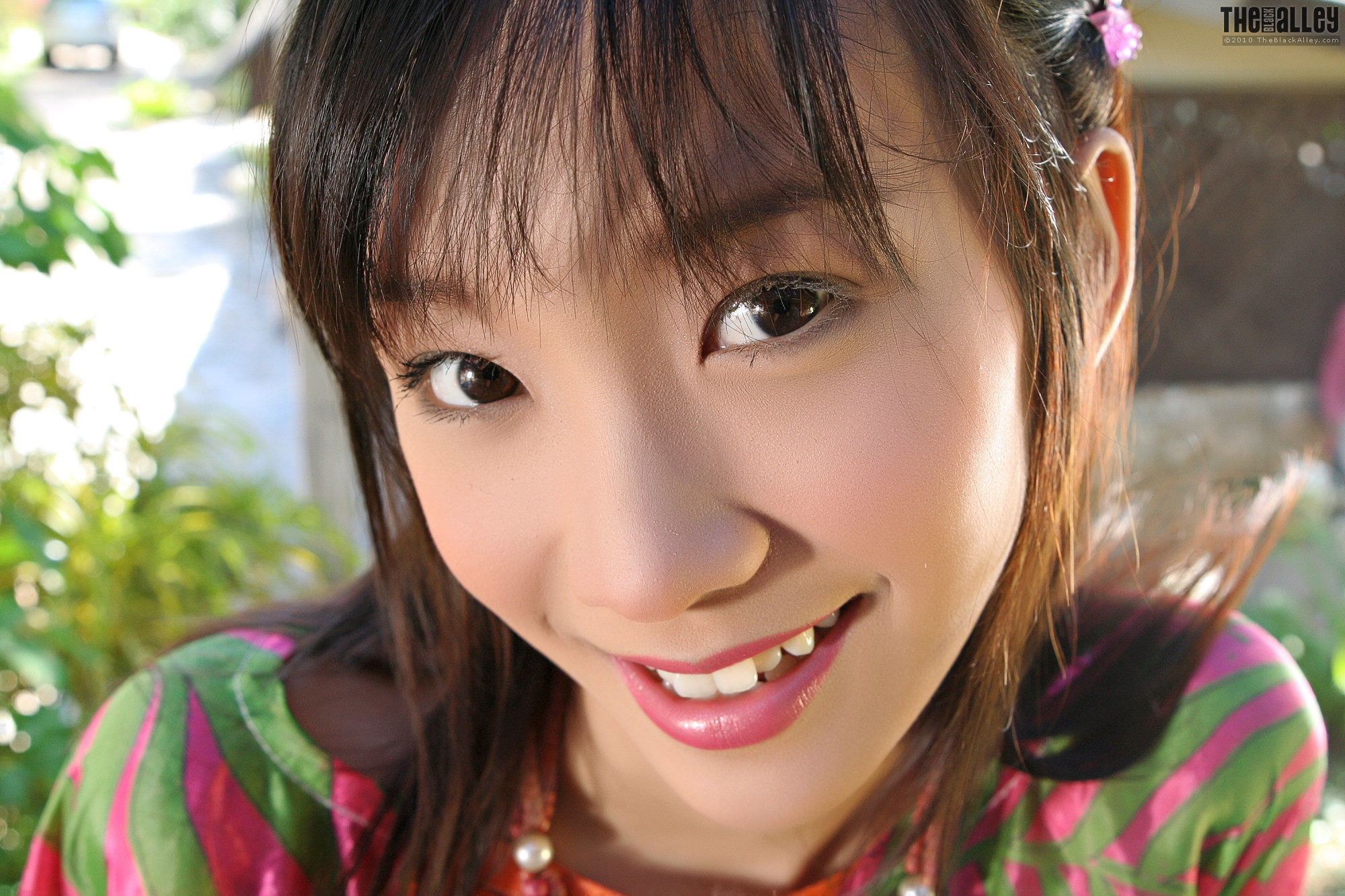 Lolita Cheng《透视薄衫》 [The Black Alley]