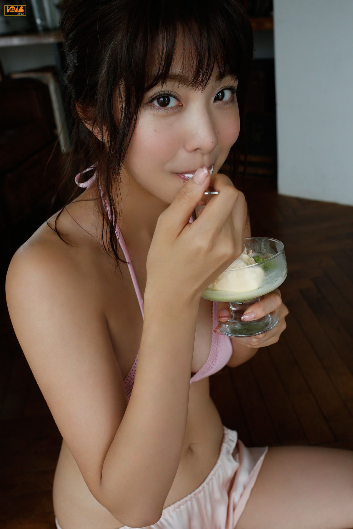 本郷杏奈 Anna Hongo [Bomb.tv]