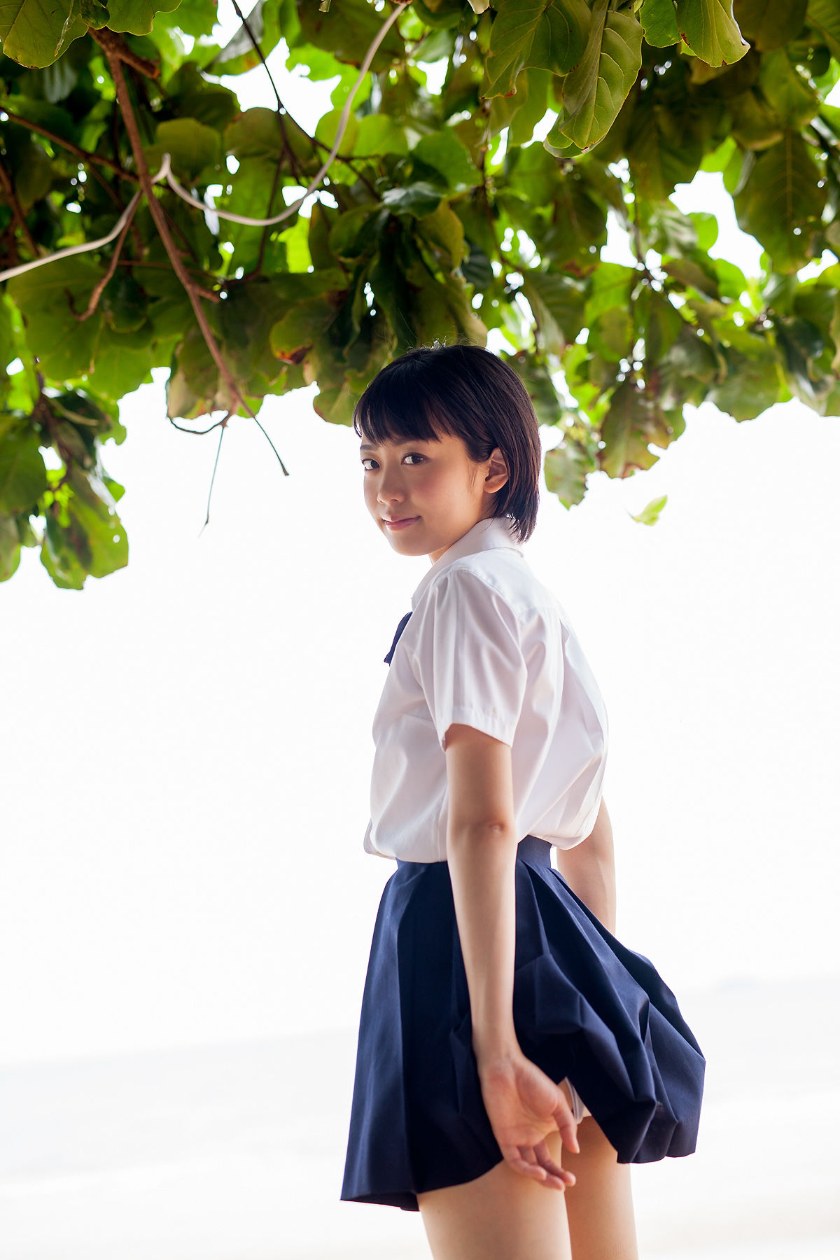 西野小春《海边校服+高叉泳装》 [Minisuka.tv]
