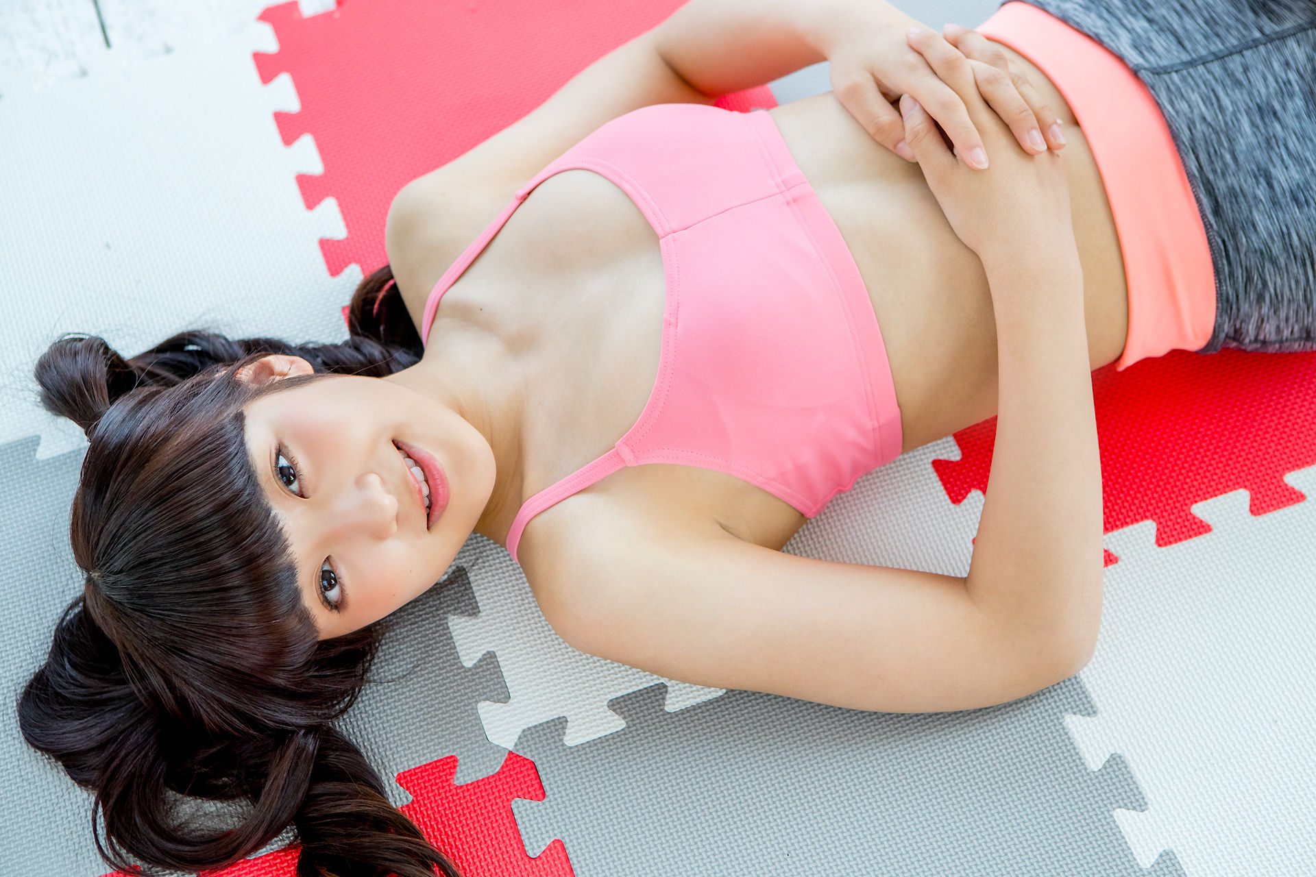 高梨あい《双马尾健身+背心系列》 [Minisuka.tv]