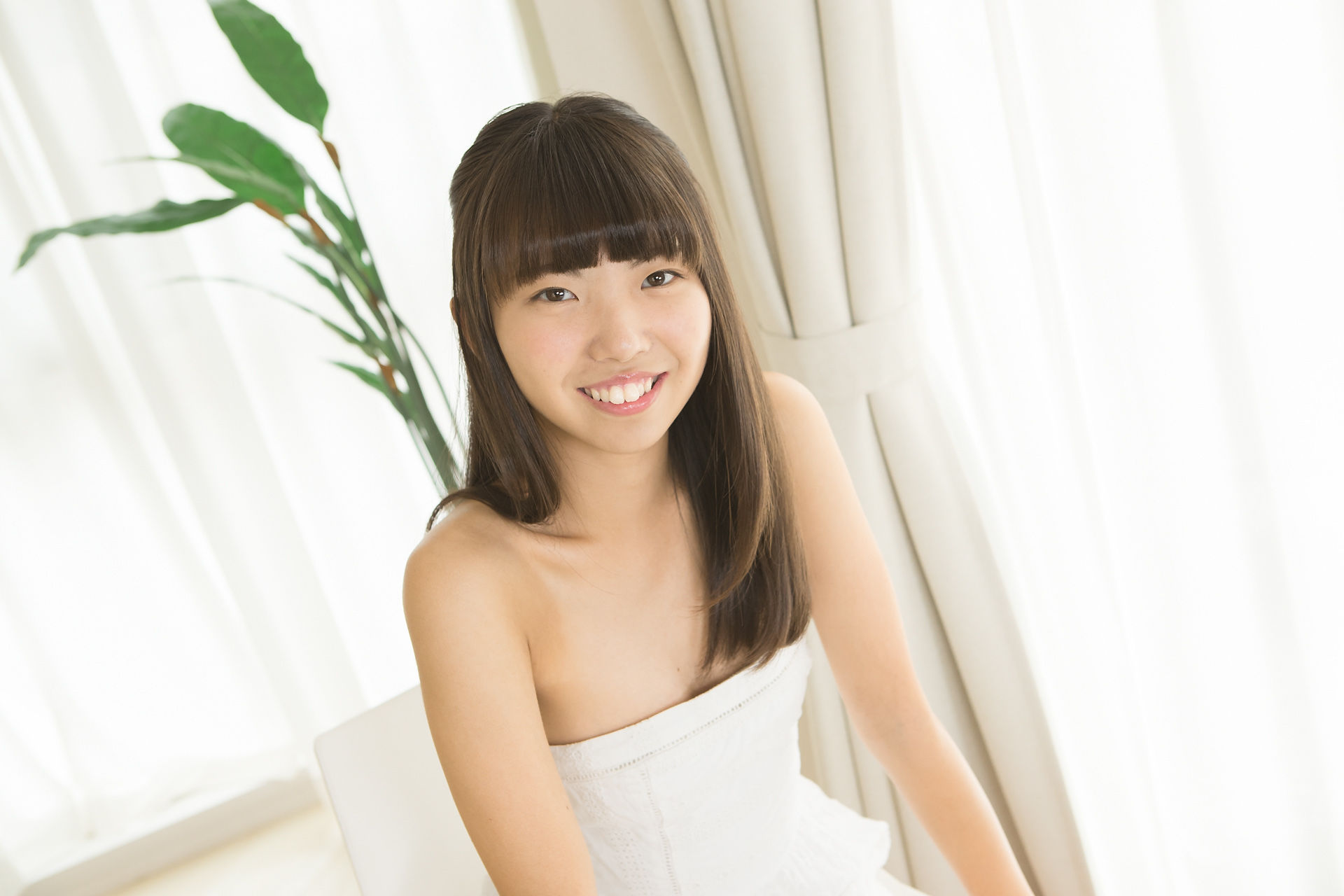 Kazane Nagatomo 永友風音《白色连衣裙》 [Minisuka.tv]