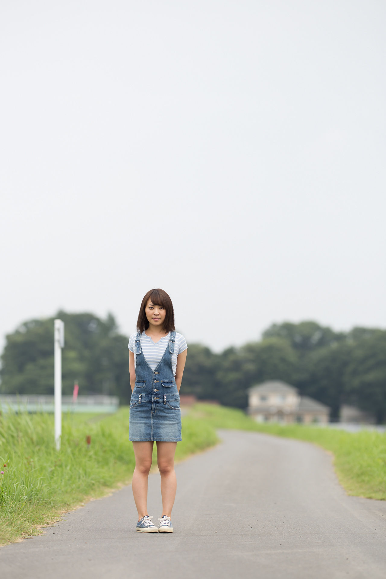 前園まみこ《牛仔裙诱惑+比基尼》 [Minisuka.tv]