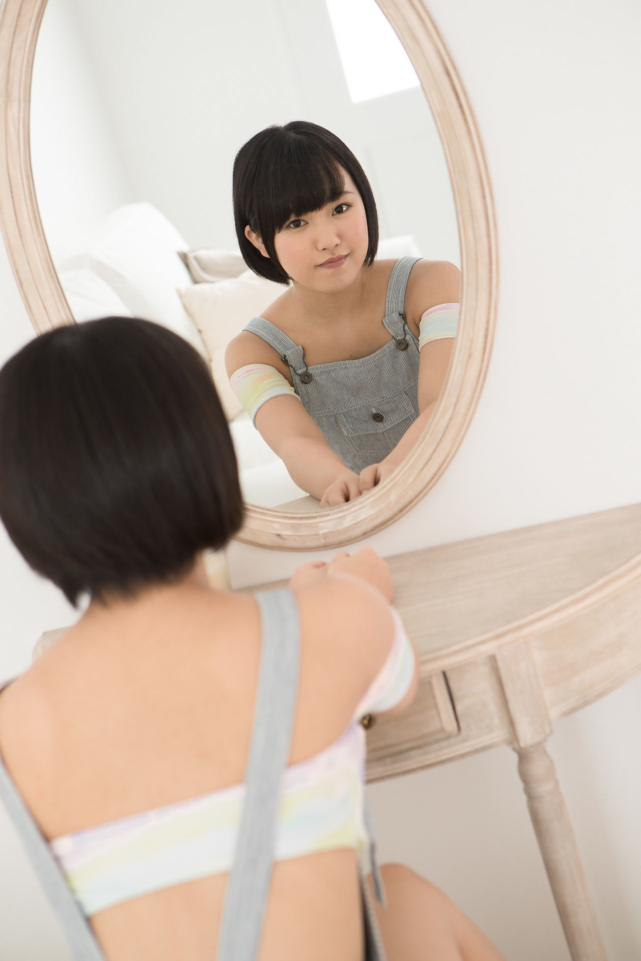 Anju Kouzuki 香月りお《吊带牛仔热裤》 [Minisuka.tv]