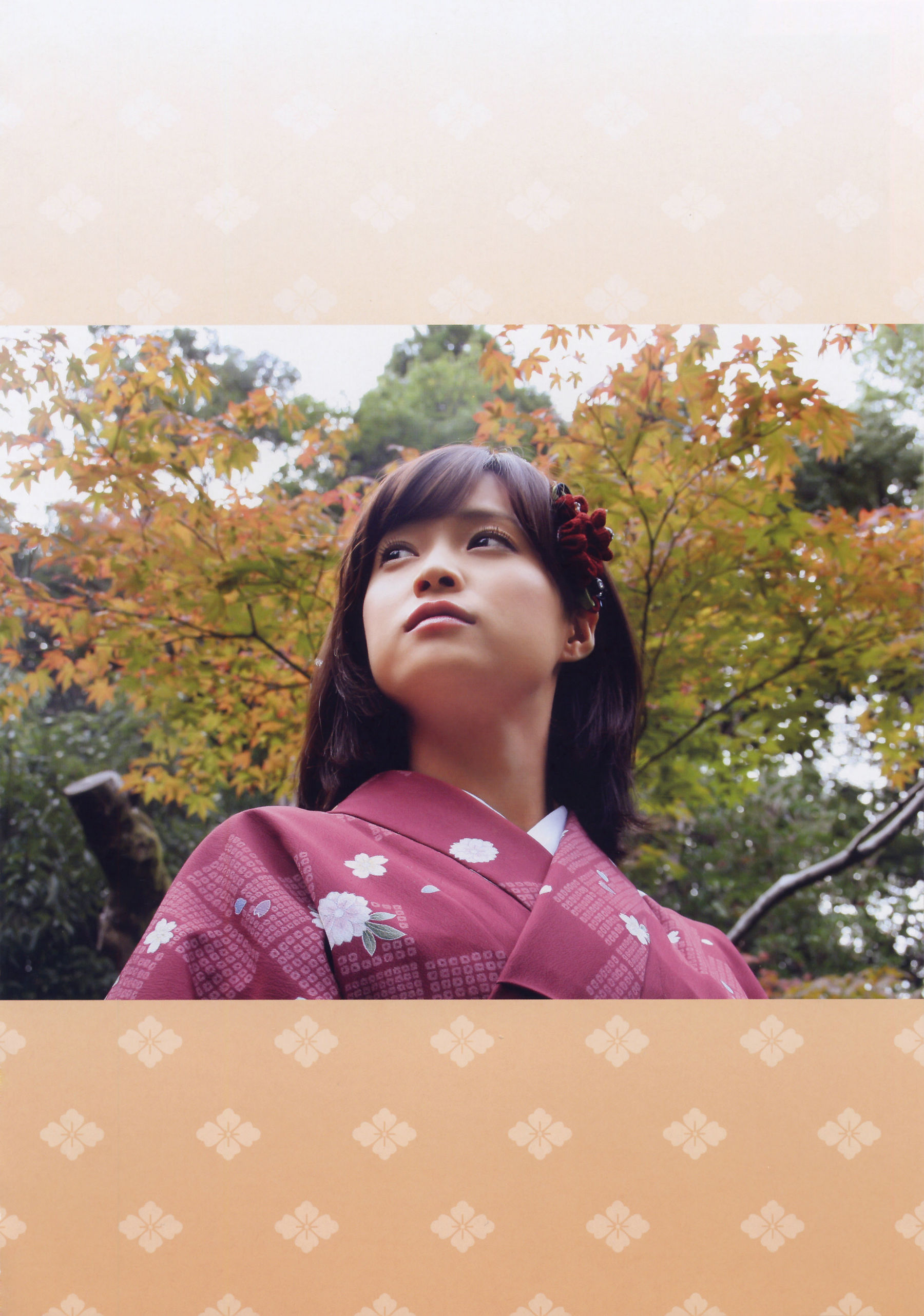 亀井絵里《Thanks》 [PhotoBook]