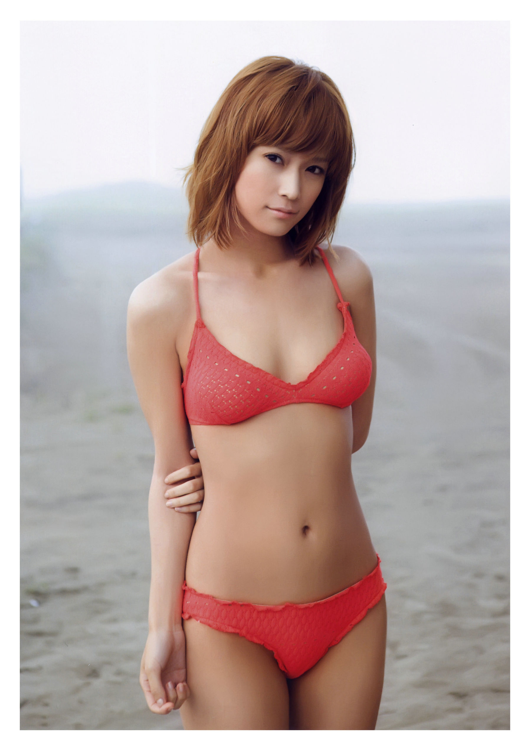 亀井絵里《Thanks》 [PhotoBook]