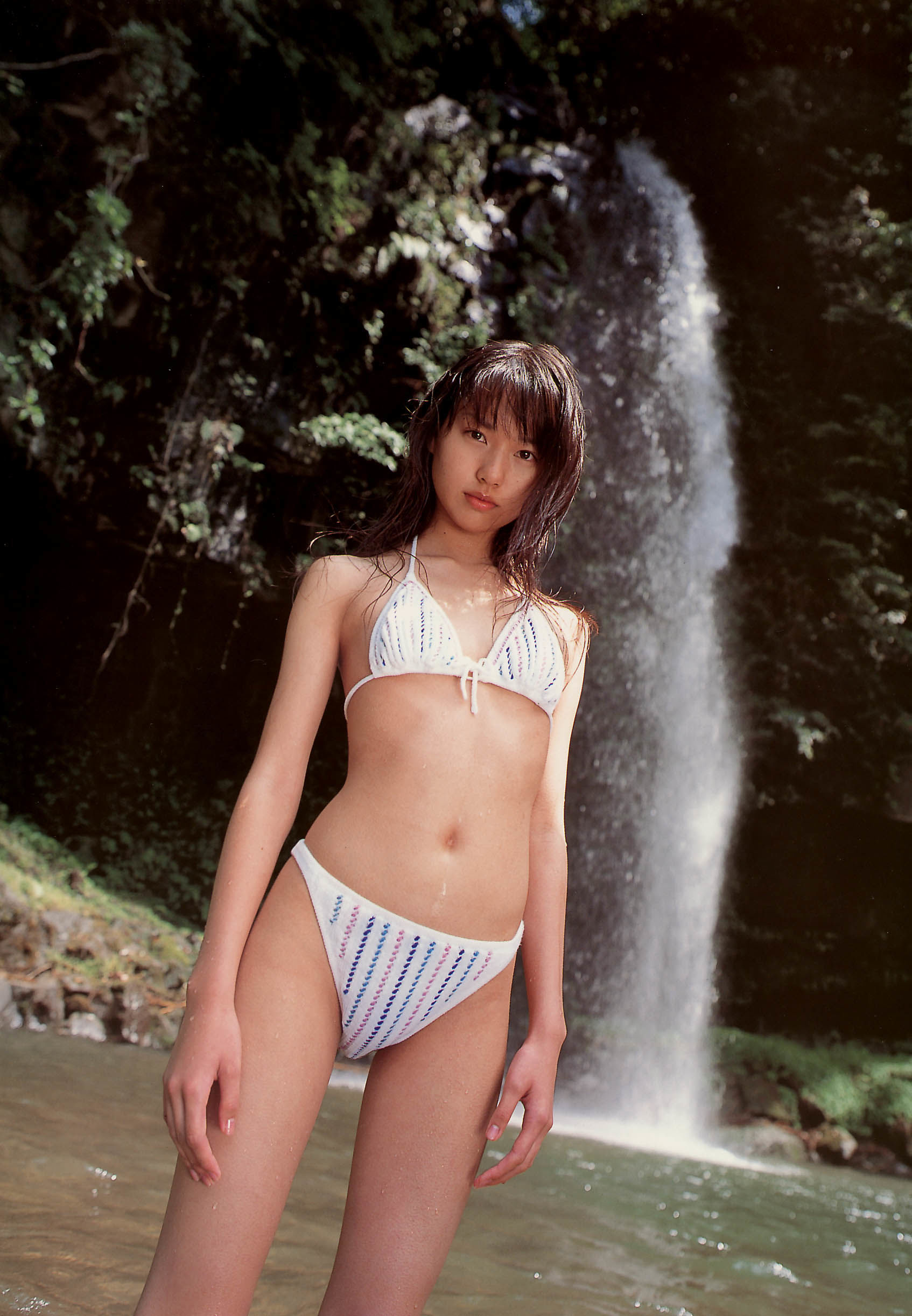 戸田恵梨香《SANWA MOOK 7 生まれた泉》 [PhotoBook]